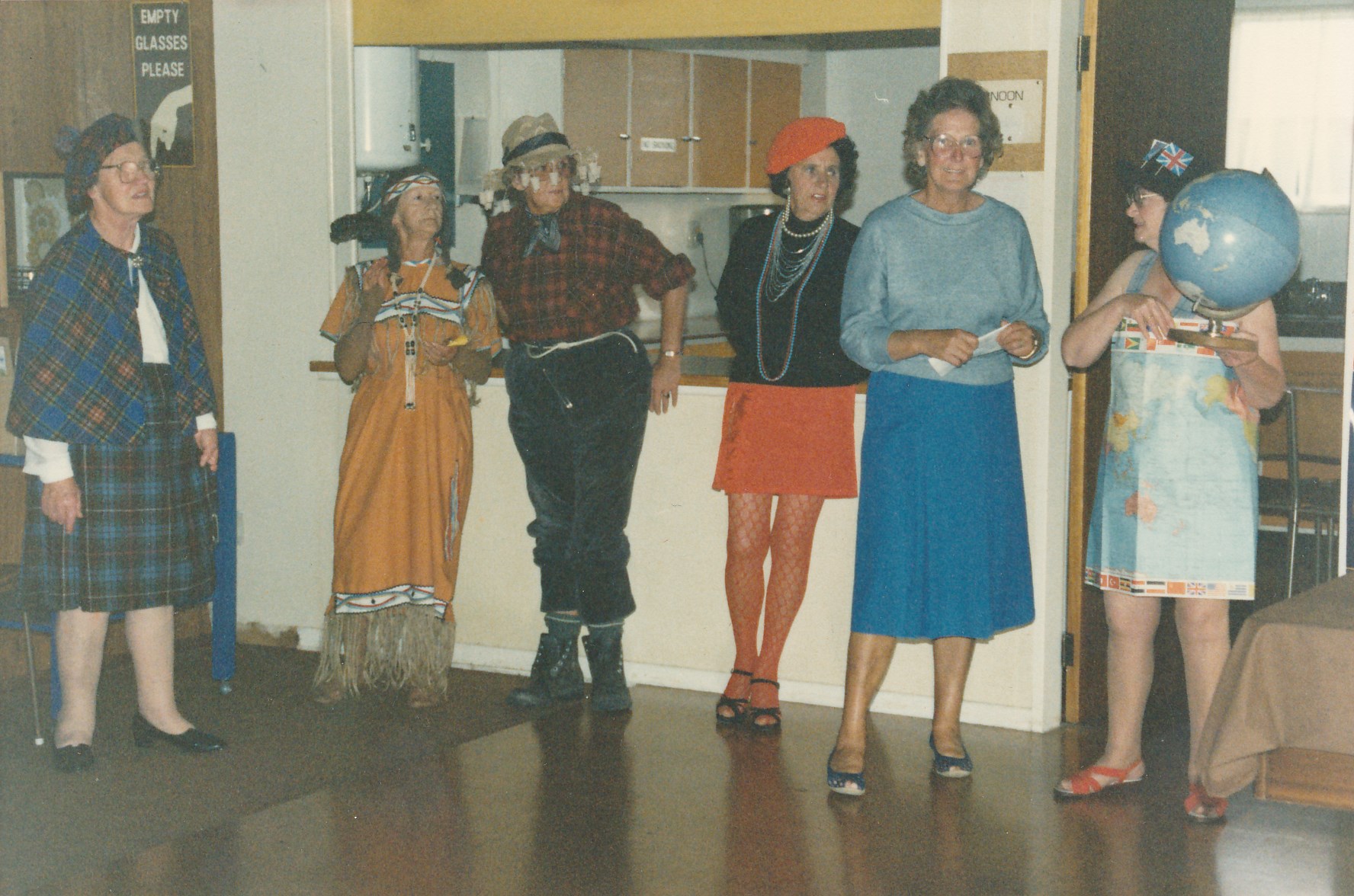 Whakatiki Bowling Club People of the World Pageant 002