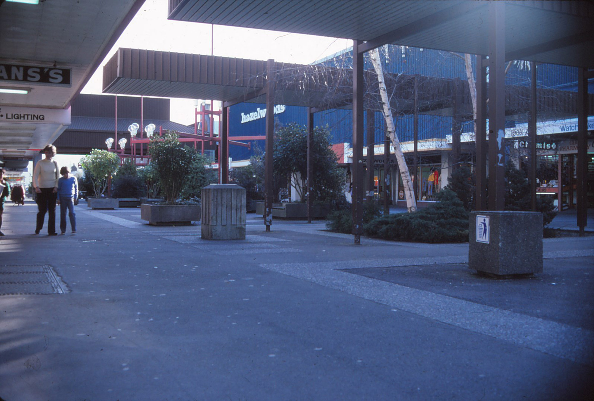 Main Street; pedestrian precinct; Circa 1980s