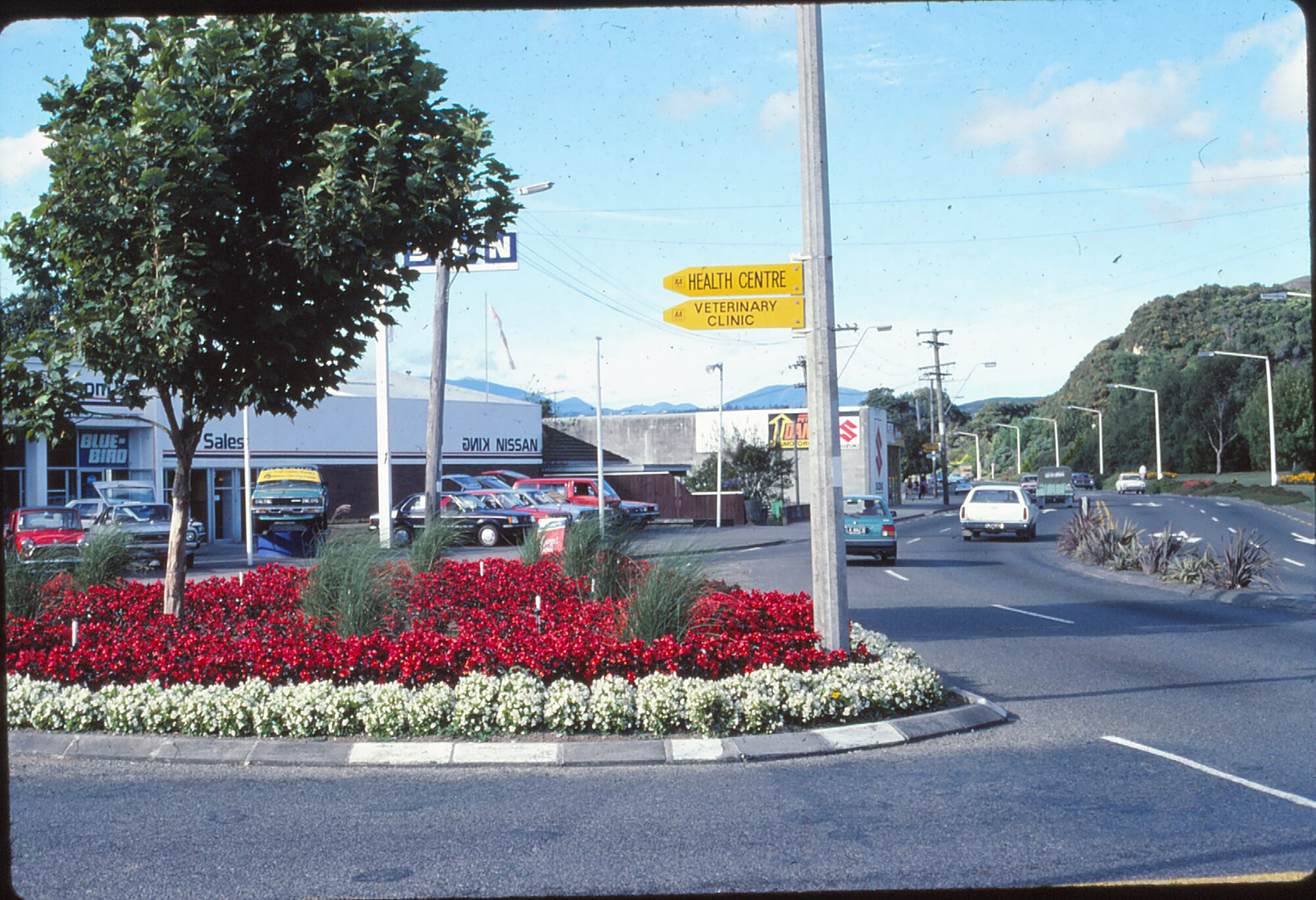 Fergusson Drive/Main Street/King Street intersection; Circa 1980s