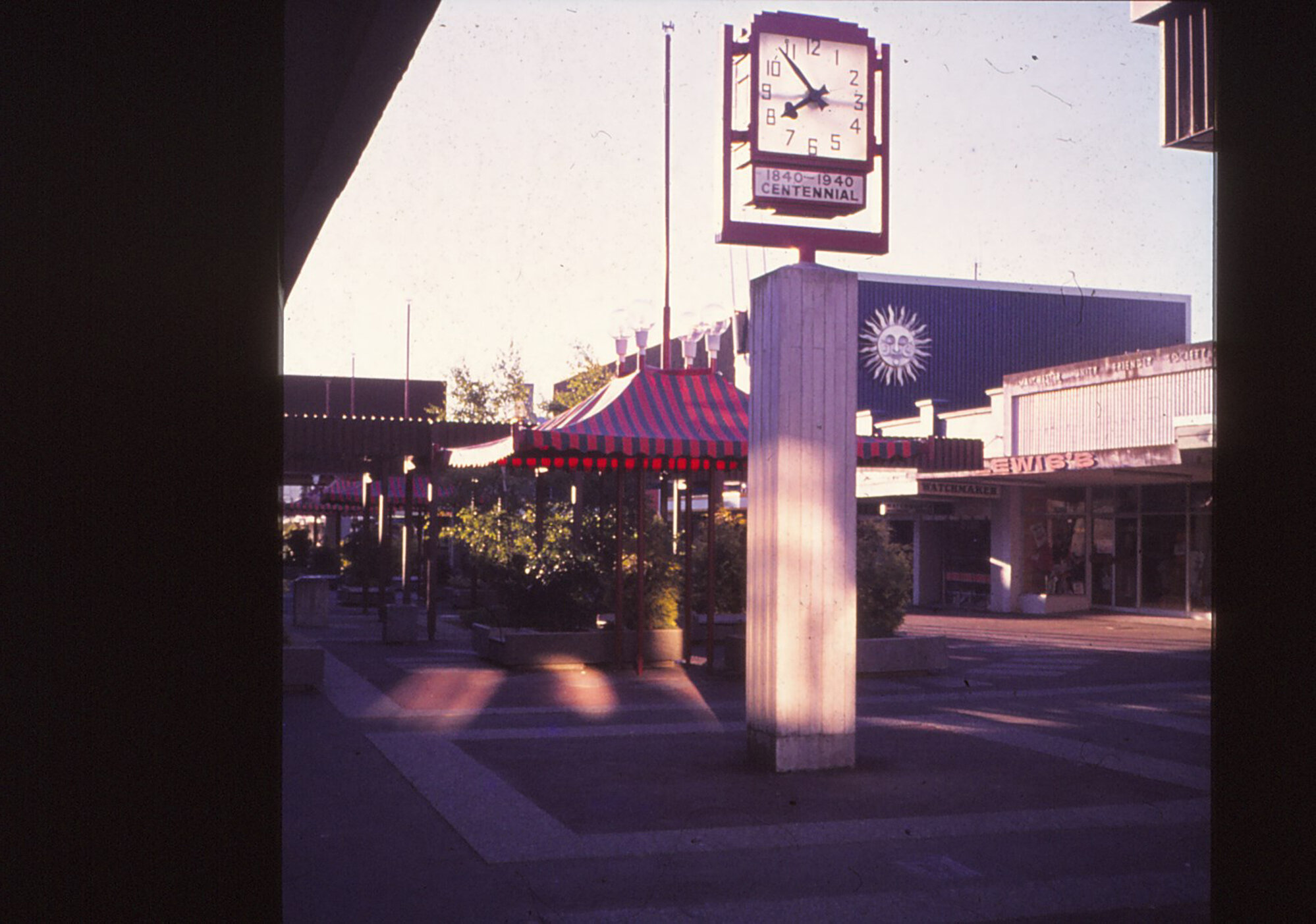 Main Street; pedestrian precinct; Centennial Clock; Circa 1980s