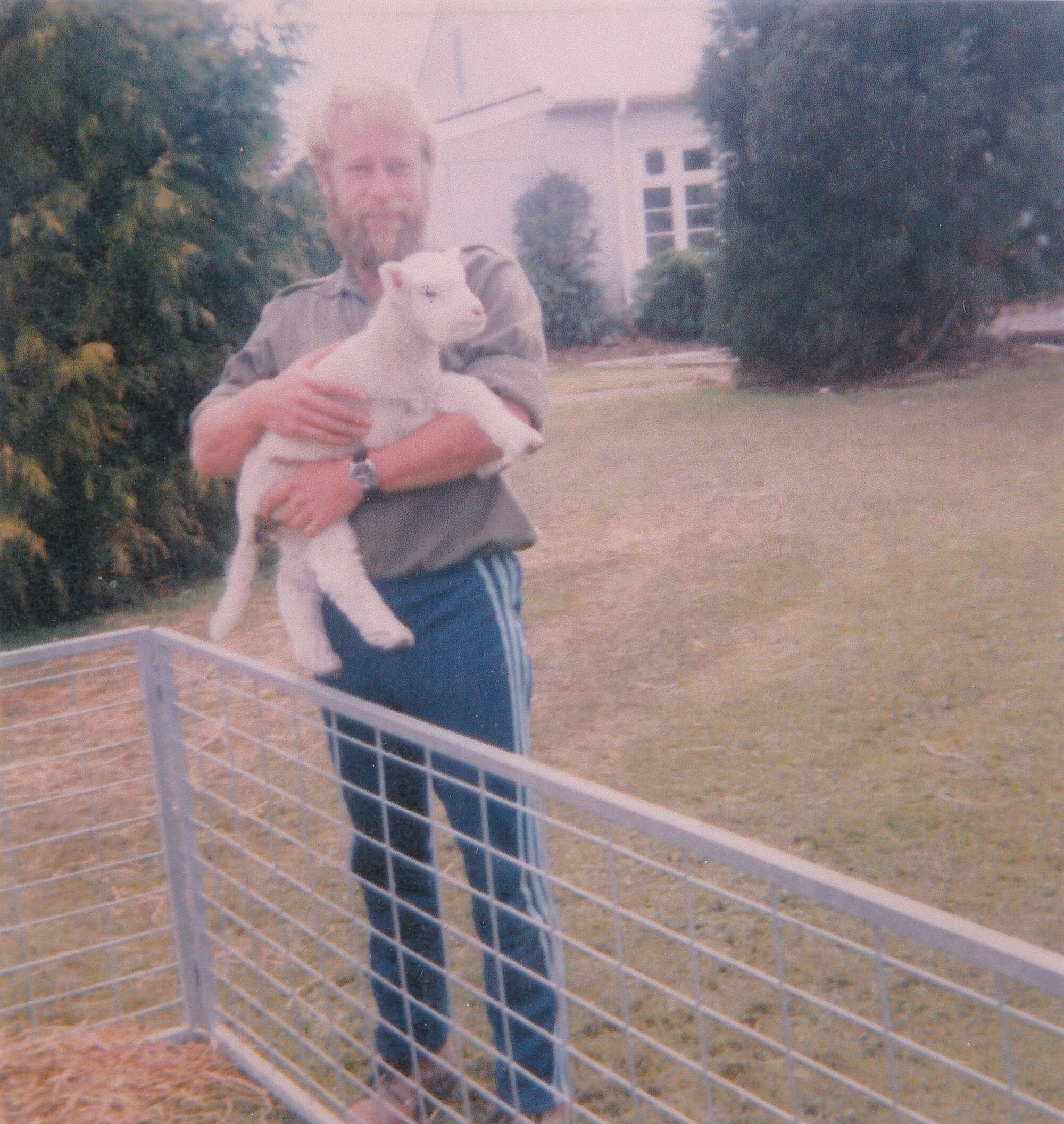 Wallaceville Research Centre staff; Richard Bailey, Pets Day - 1990