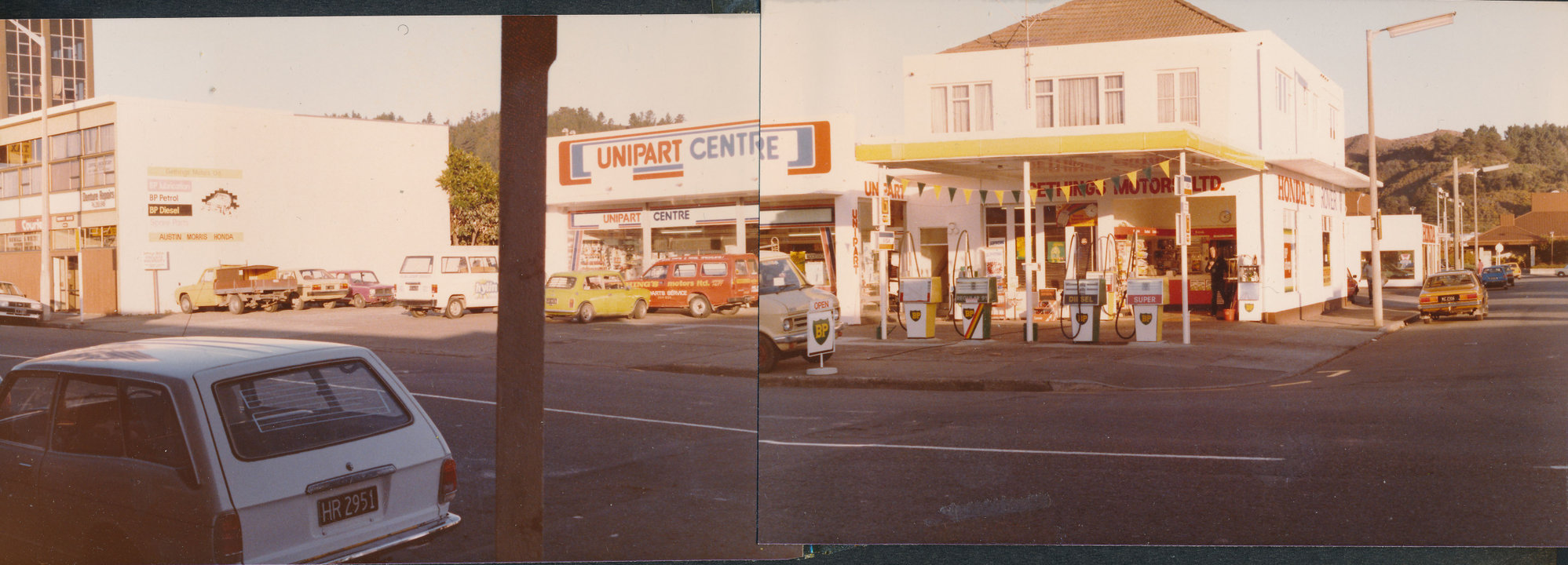 Gethings Motors, corner of Main and Wilson streets