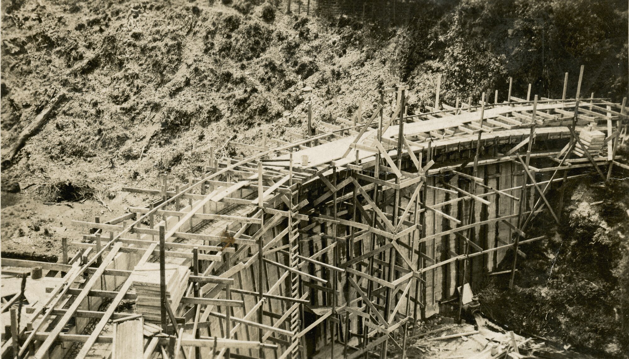 Birchville water-supply dam 3; construction, 1930. Shuttering awaiting concrete. [P1-375-1813]