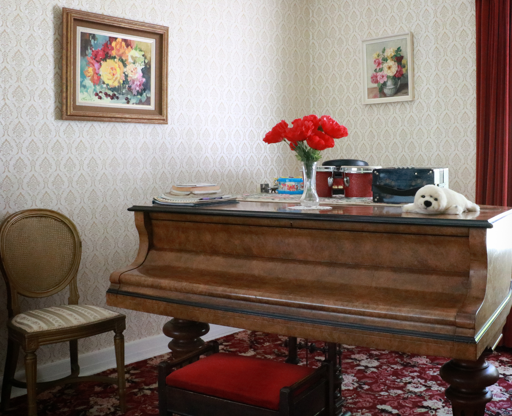 Birch Hill 2017; living room; piano