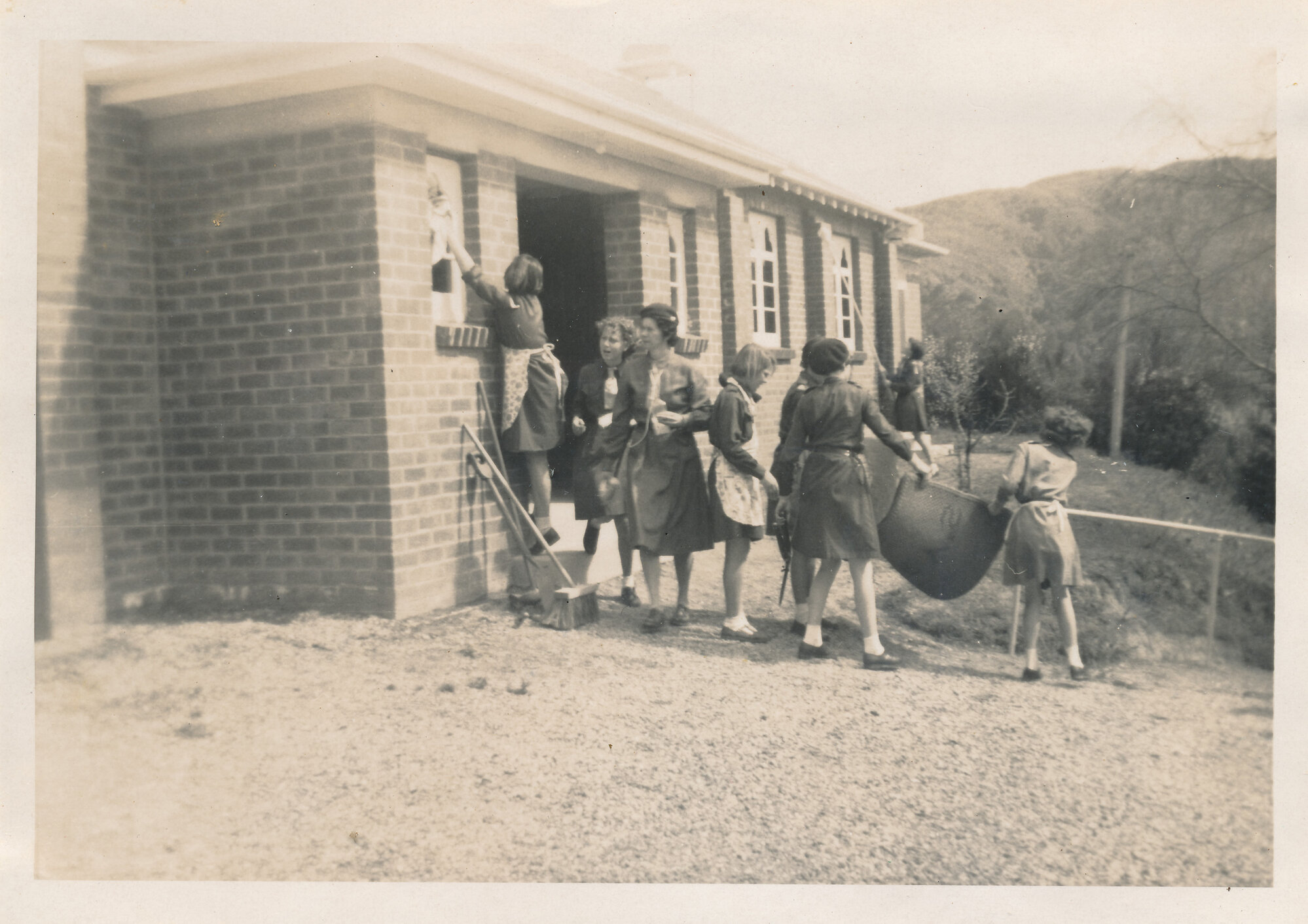 Girl Guides; First Silverstream Company; Day of Service to Churches; Oct 1960
