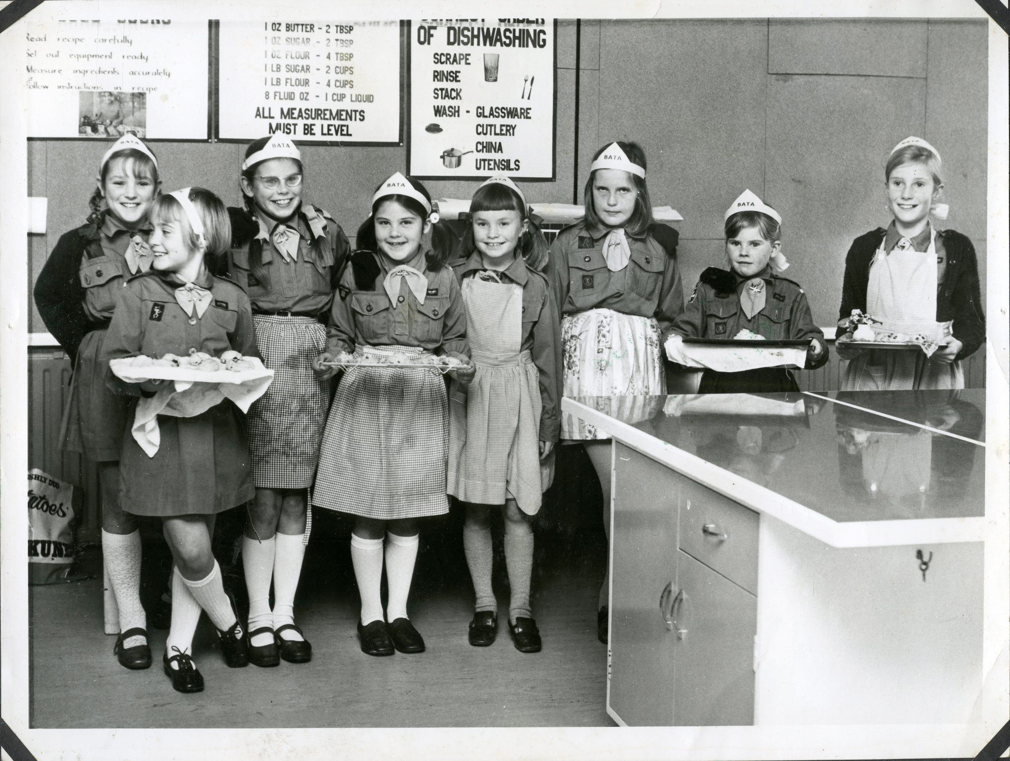 Brownies; Maidstone District; Bata Bun Bake-Off; 1971