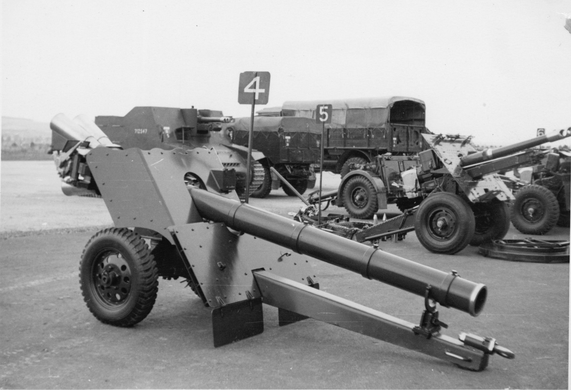 Royal School of Artillery, Larkhill; gun park; recoilless 7.2-inch gun. [P1-384-1844]
