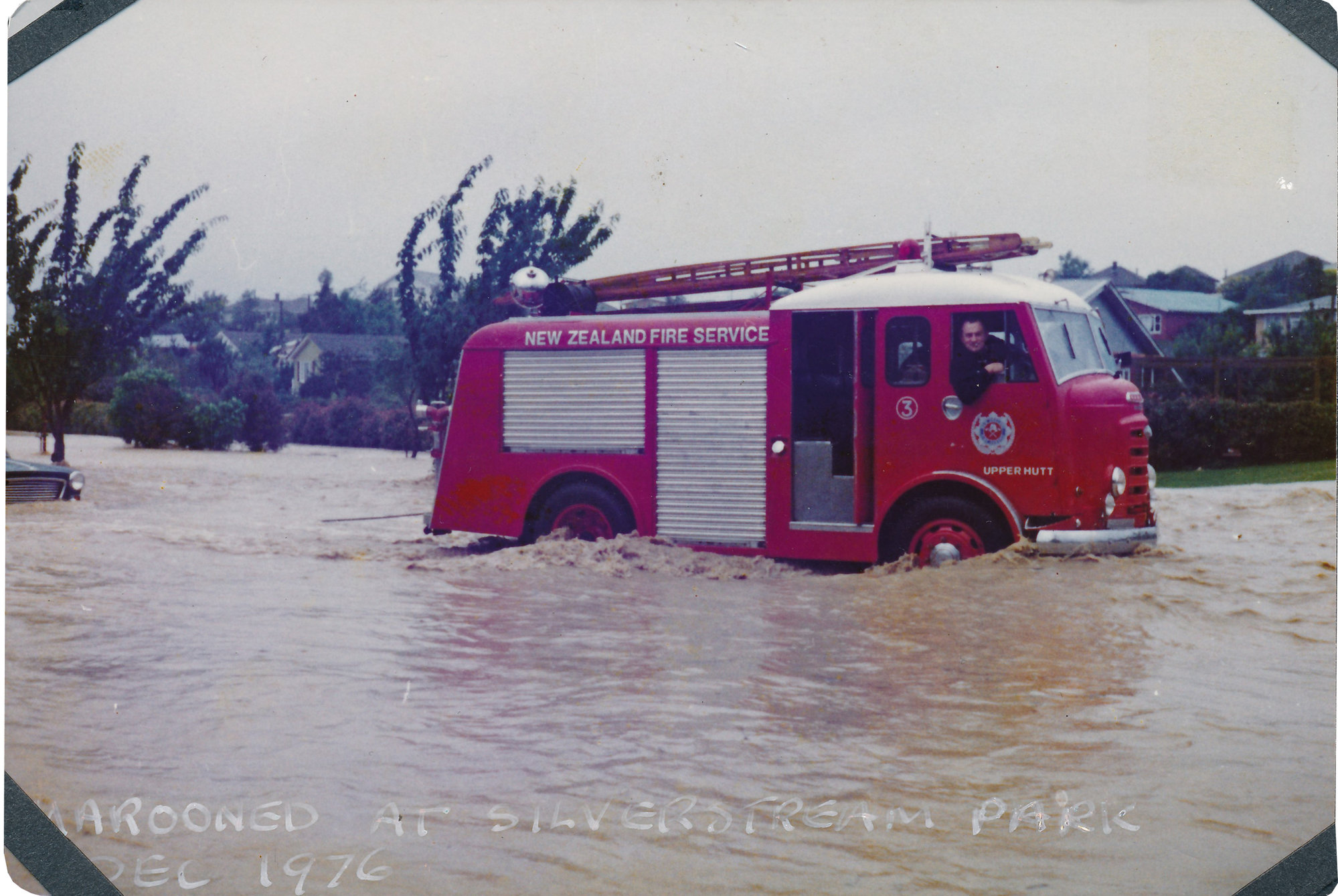 Flood, 1976; Silverstream; Brigade series; 'Marooned at Silverstream park'