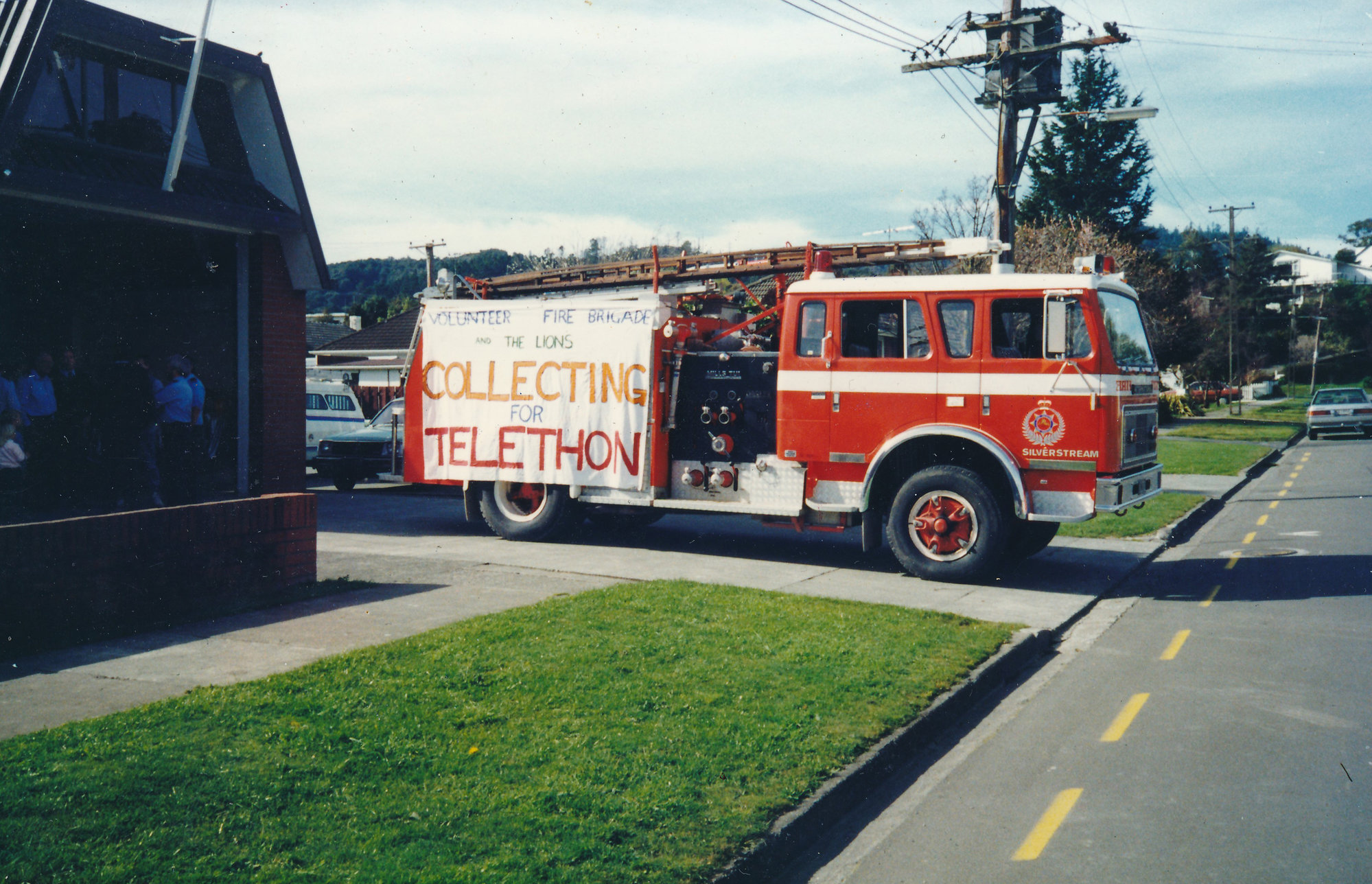 Silverstream Volunteer Fire Brigade; collection for Telethon