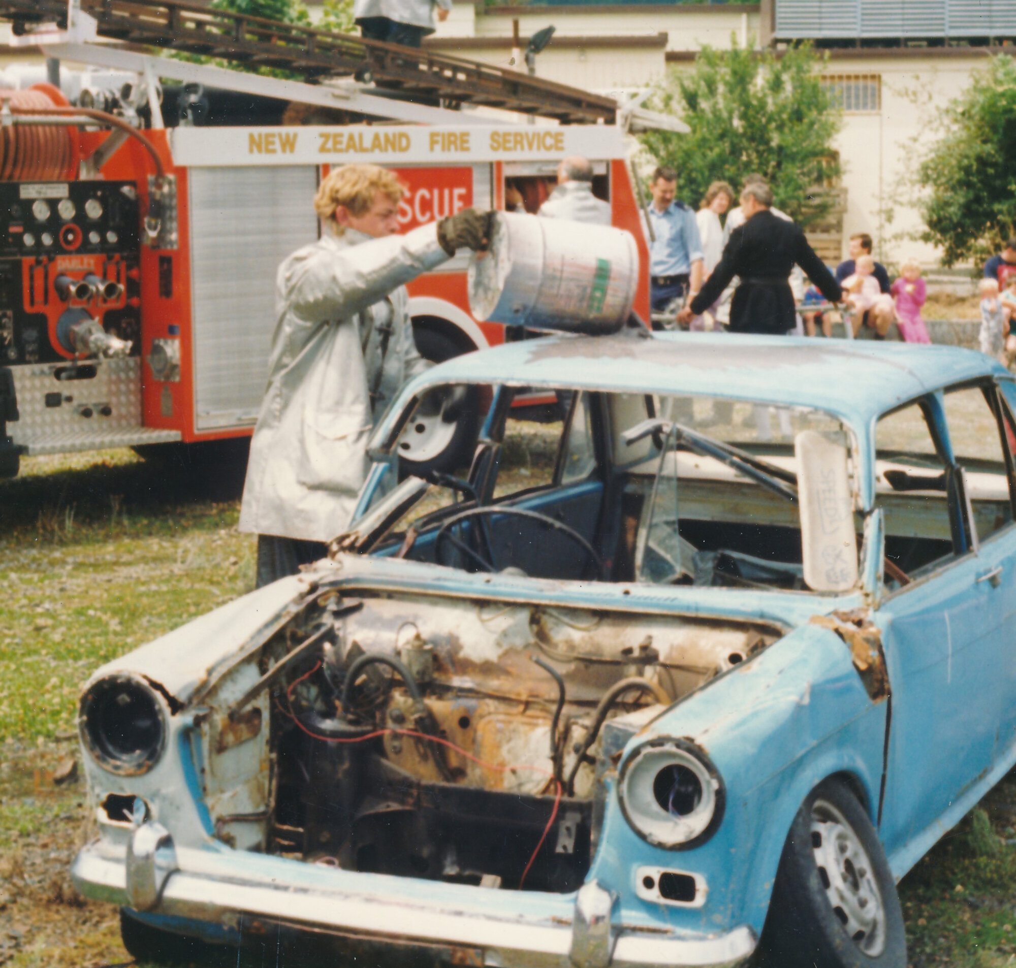 Silverstream Volunteer Fire Brigade; fire-fighting demonstration at Trentham; circa 1990s; car fire 1