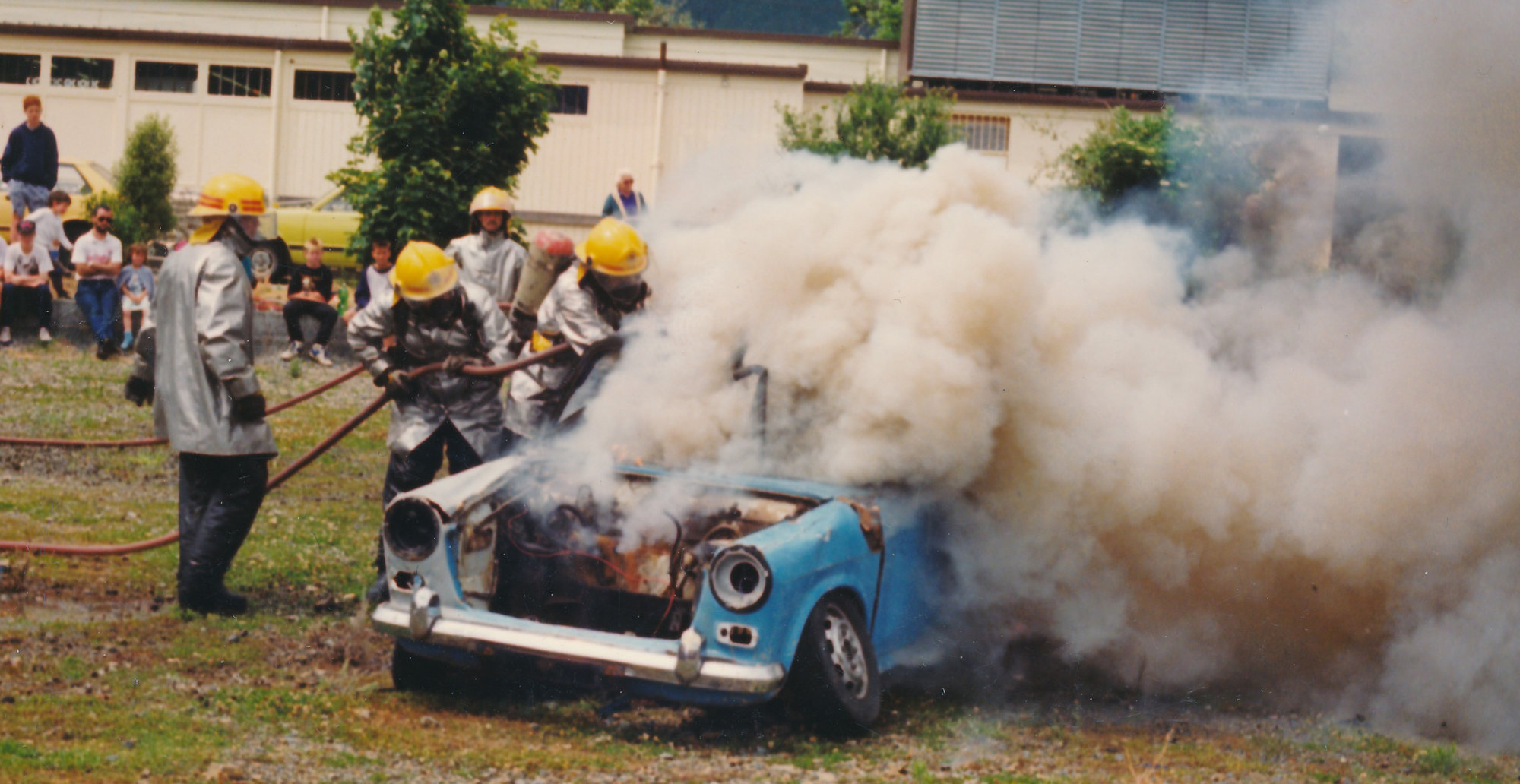 Silverstream Volunteer Fire Brigade; fire-fighting demonstration at Trentham; circa 1990s; car fire 3