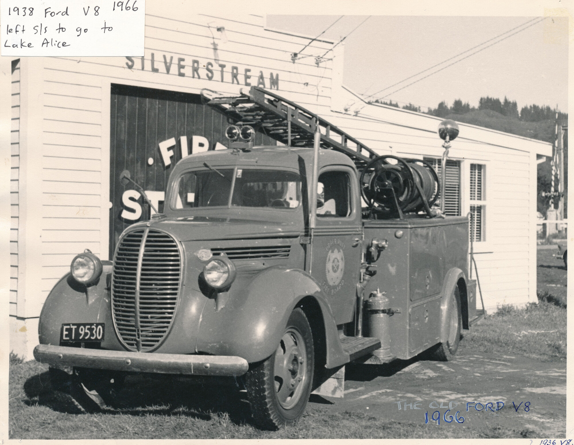 Silverstream Volunteer Fire Brigade engine, 1966; 1938 Ford V8 