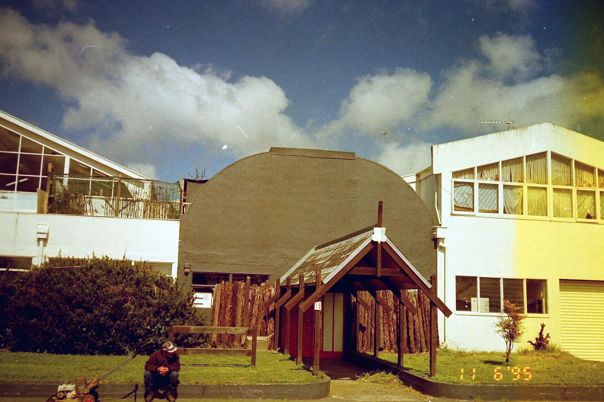 Industrial buildings, Merton Street, No 17-17A; back of 17A and middle of 17.