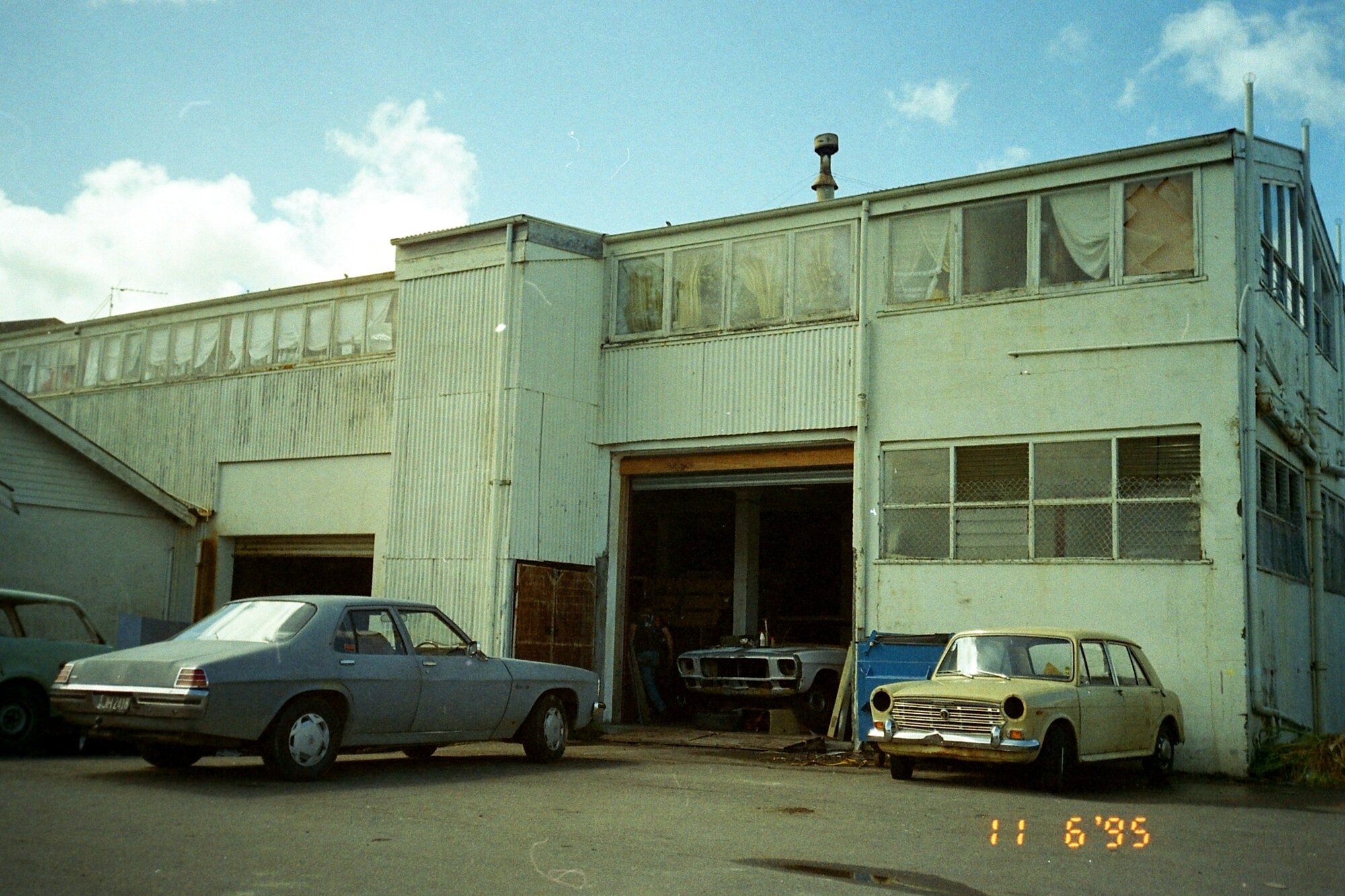 Industrial buildings, Merton Street, No 17-17A; backs of 17A and 17.