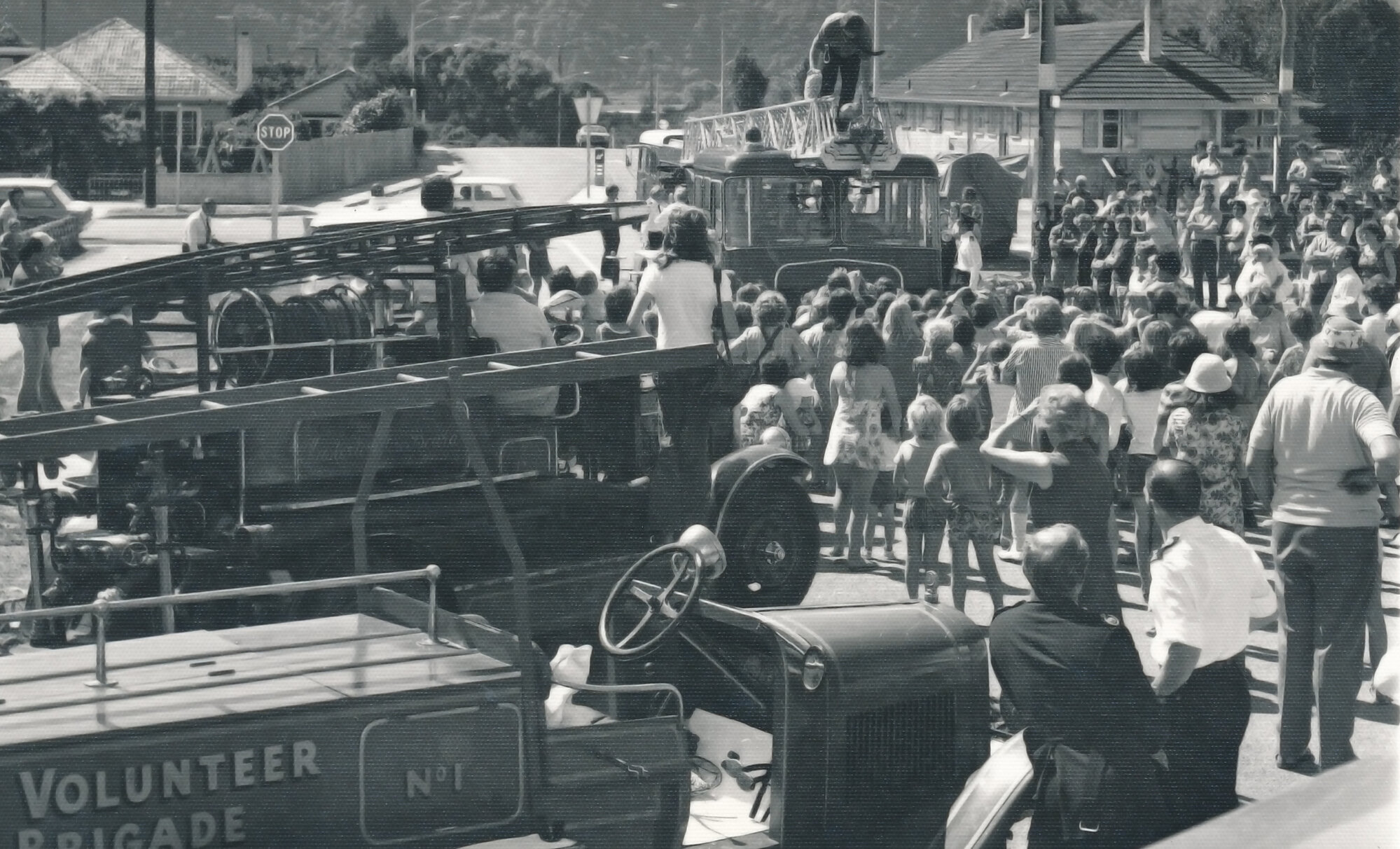 Silverstream Volunteer Fire Brigade; new station opening; November 1974