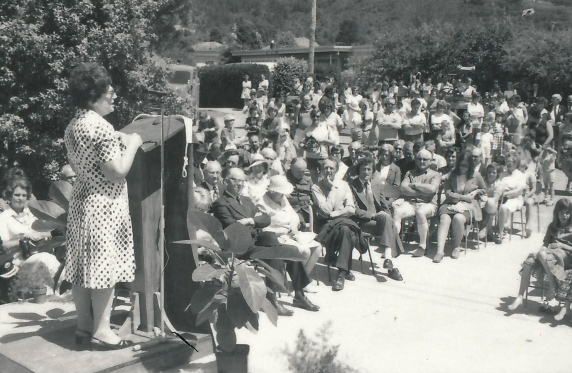 Silverstream Volunteer Fire Brigade; new station formal opening; November 1974; speaker Doris Nicholson, Mayor