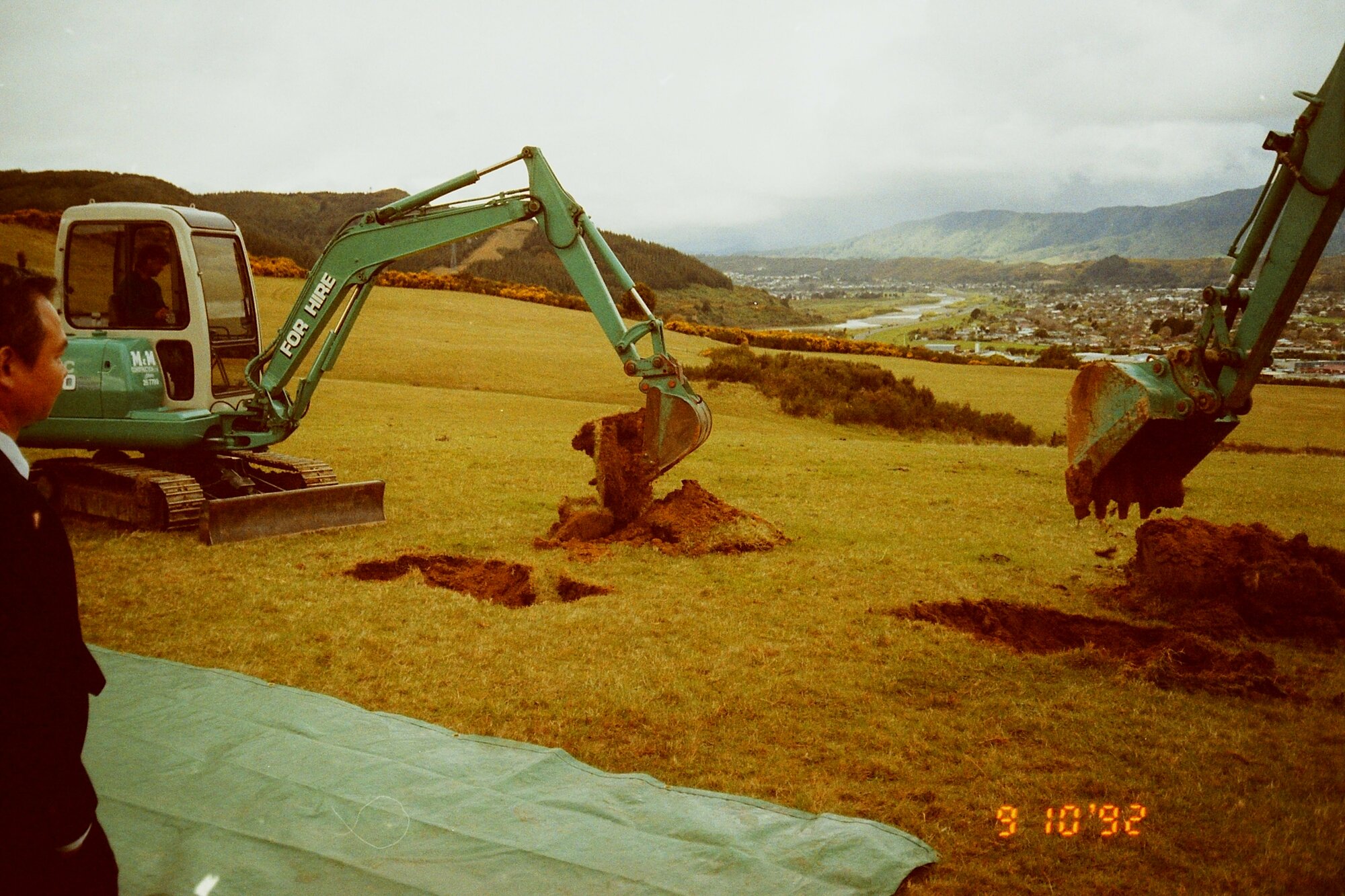 Craig's Flat ground-breaking; excavators start work