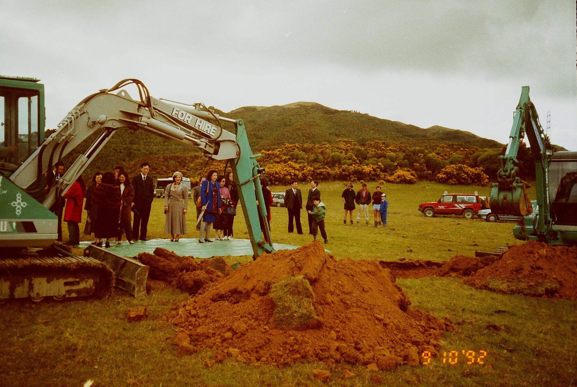 Craig's Flat ground-breaking; excavators continue work