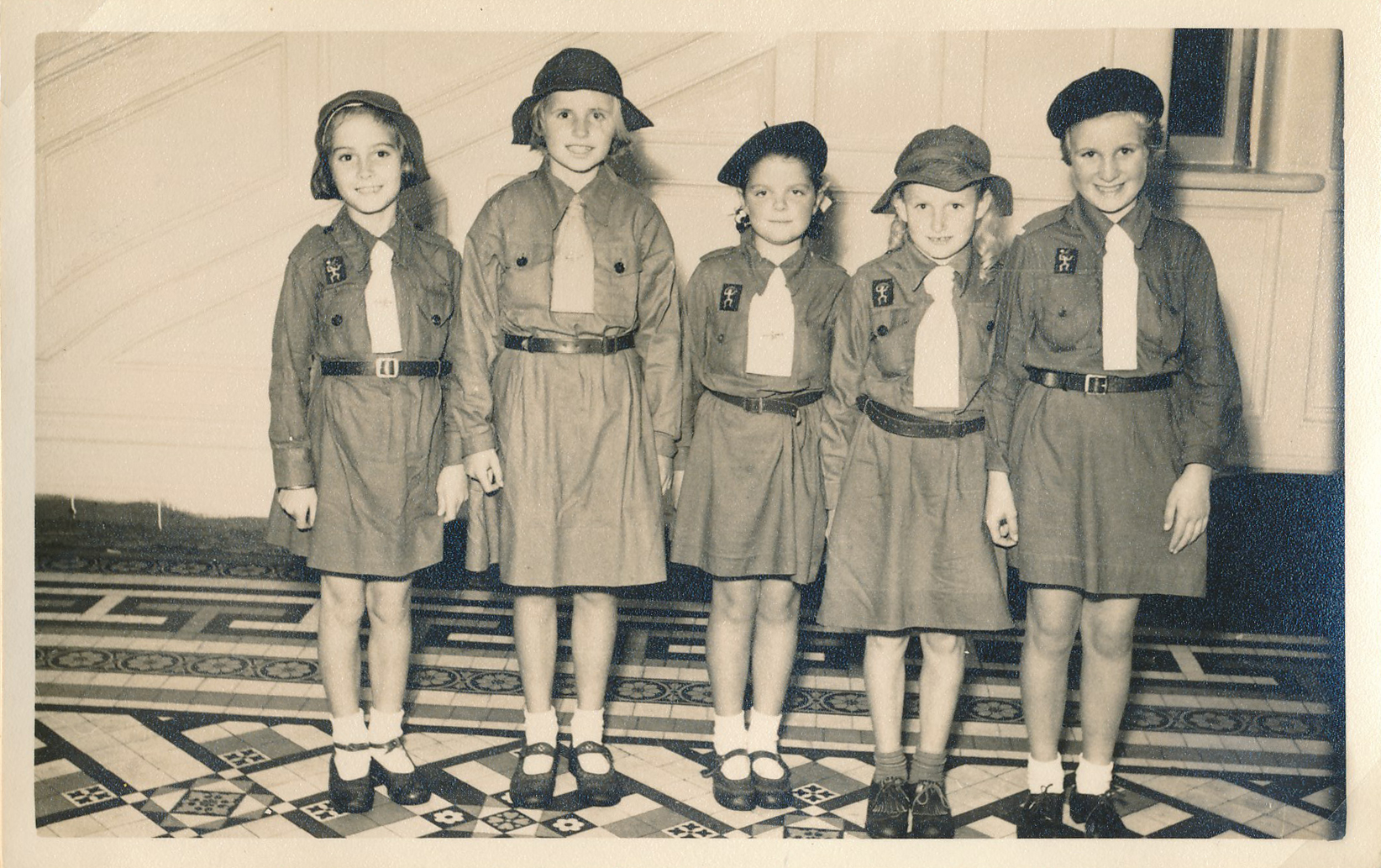 Members of the 1st Upper Hutt Brownie Pack at the Wellington Town Hall; ca 1950s