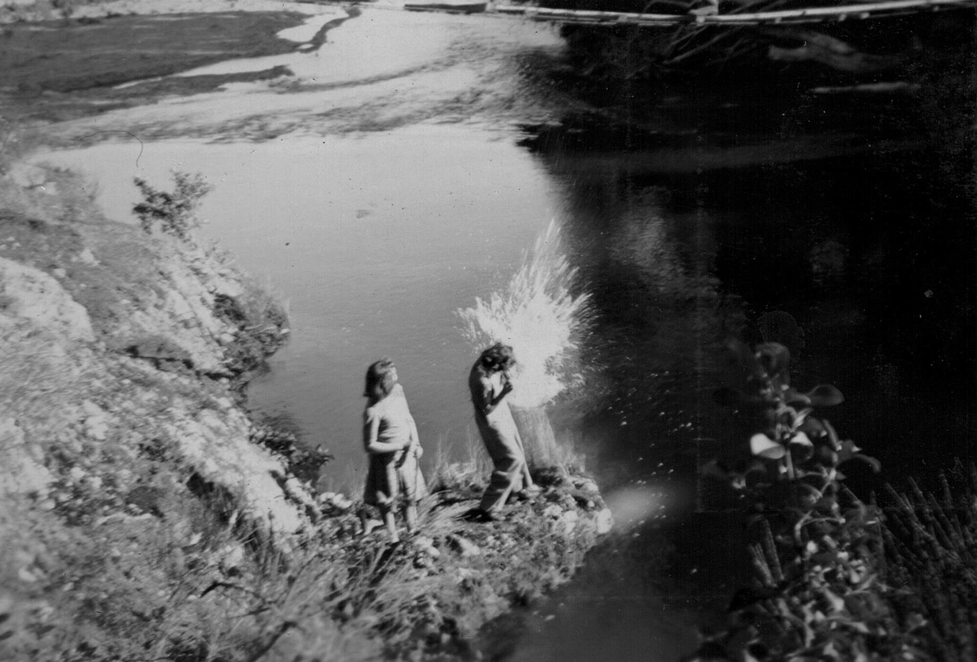 Flora Hoskins (n&eacute;e Danahay) Photograph Album p18 (2)