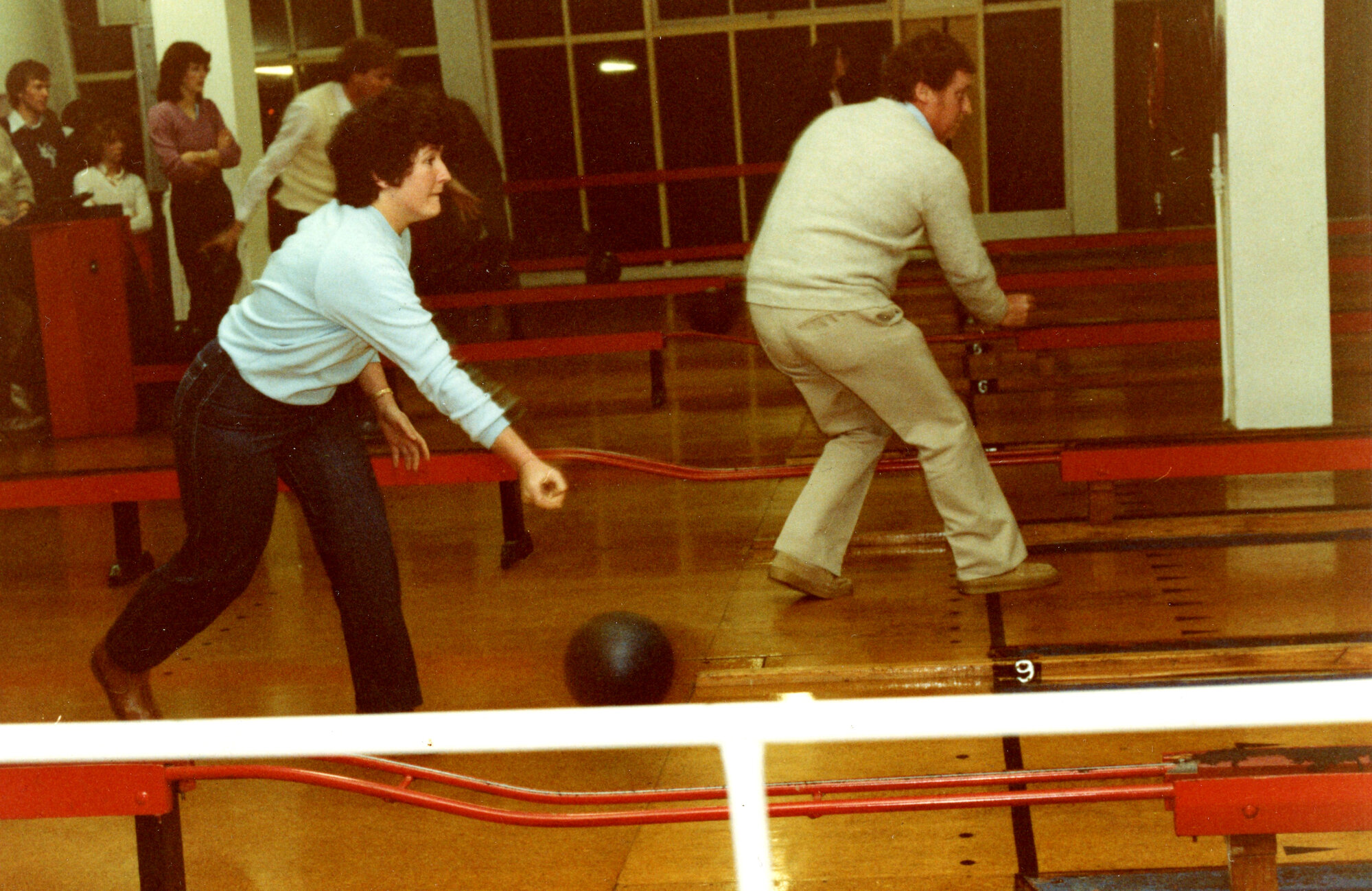 Young Leos Bowling 02