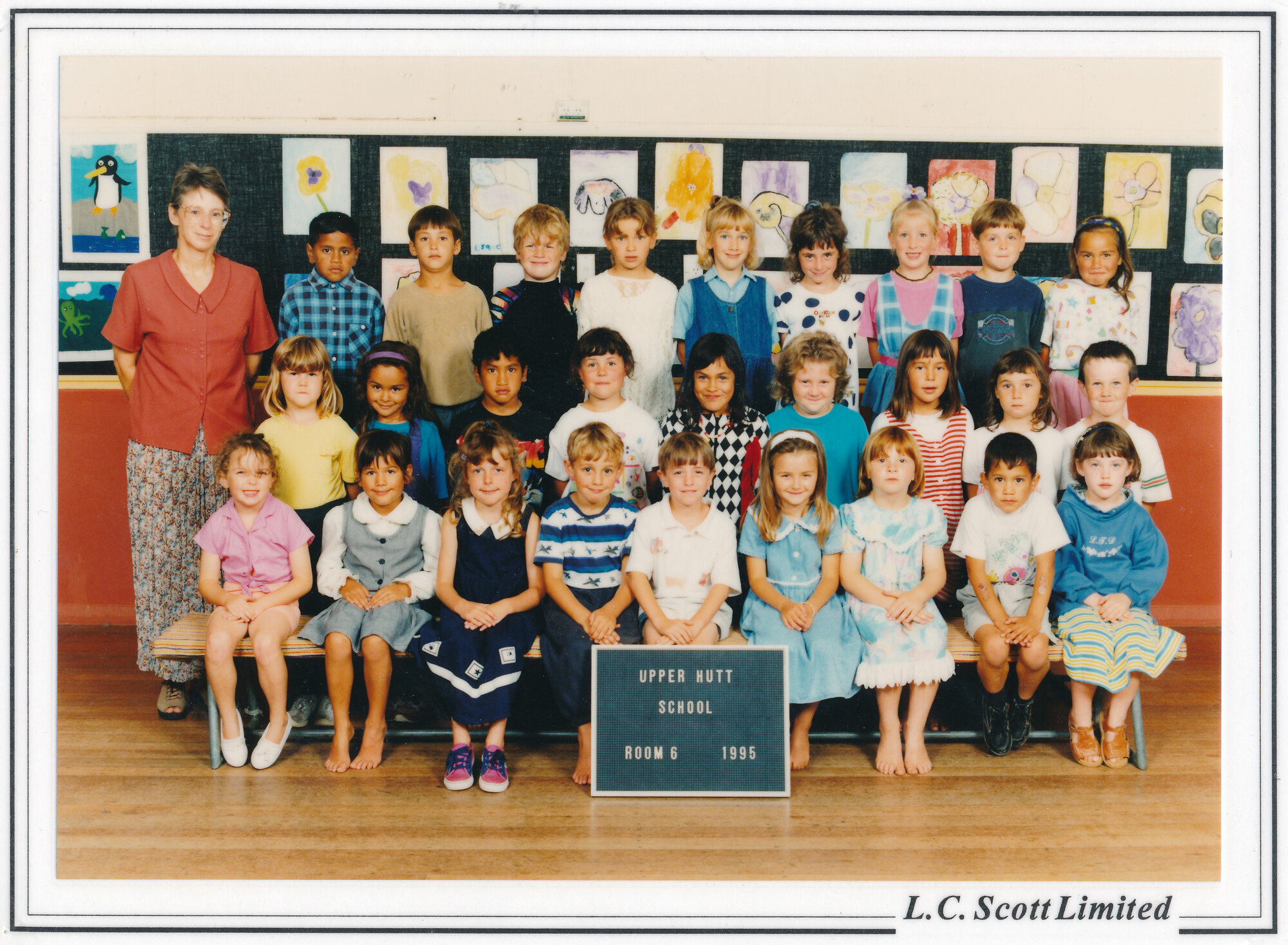 Upper Hutt School, Room 6; 1995