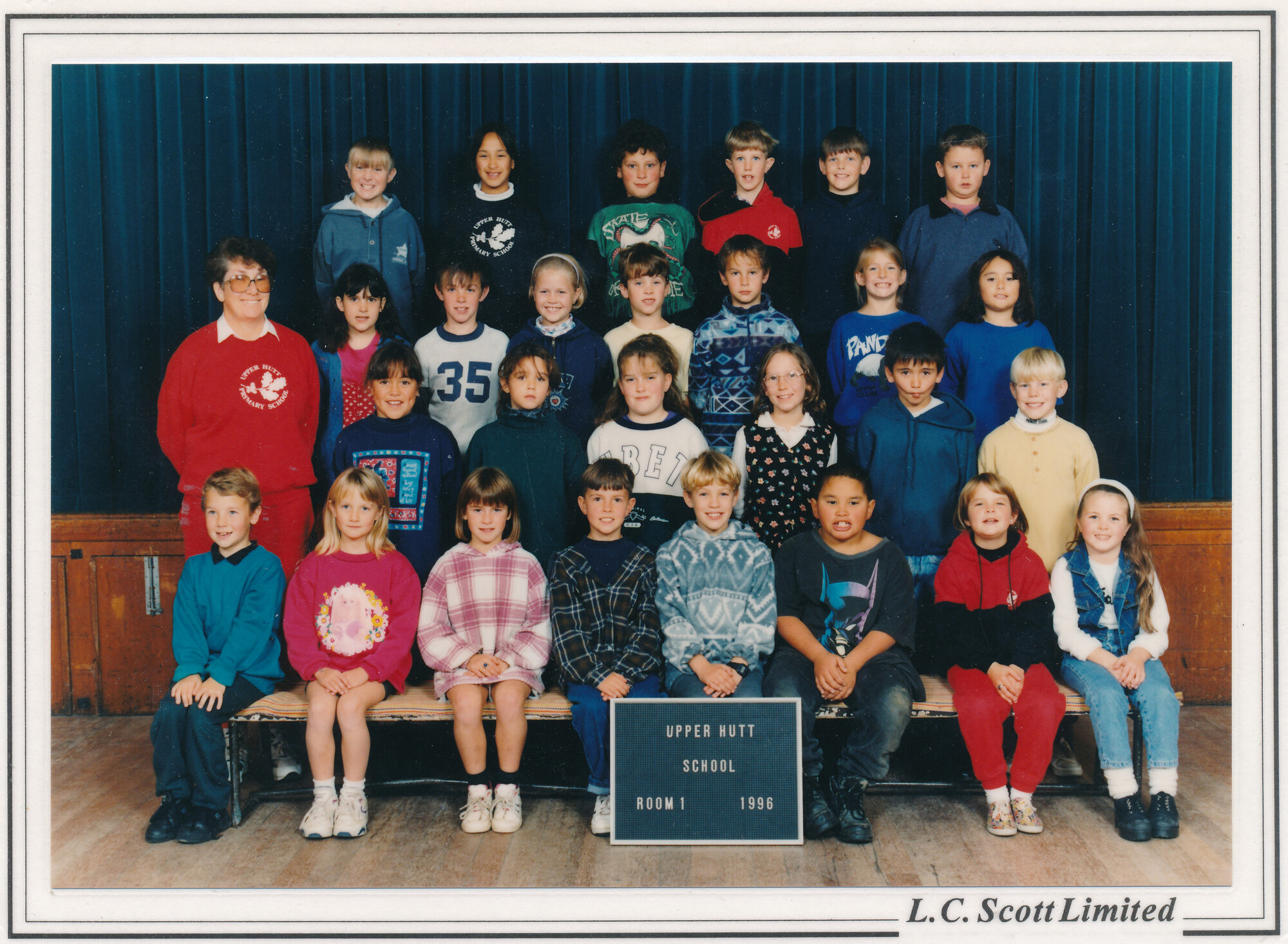 Upper Hutt School, Room 1; 1996
