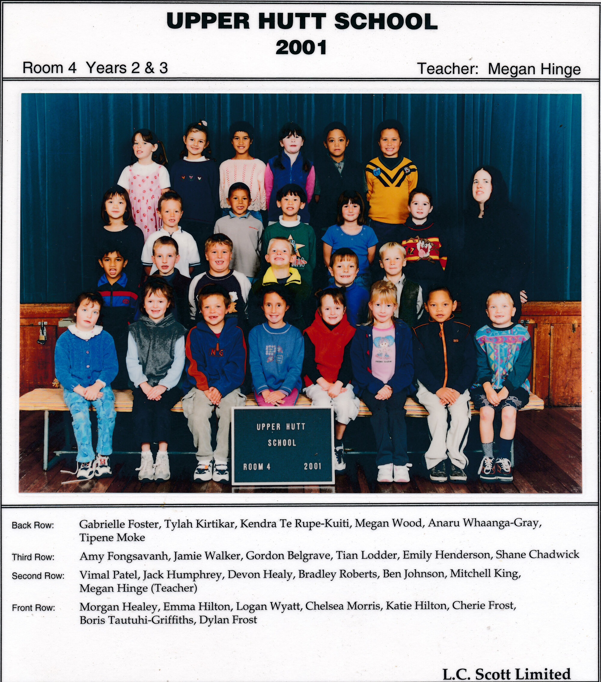Upper Hutt School, Room 4; 2001