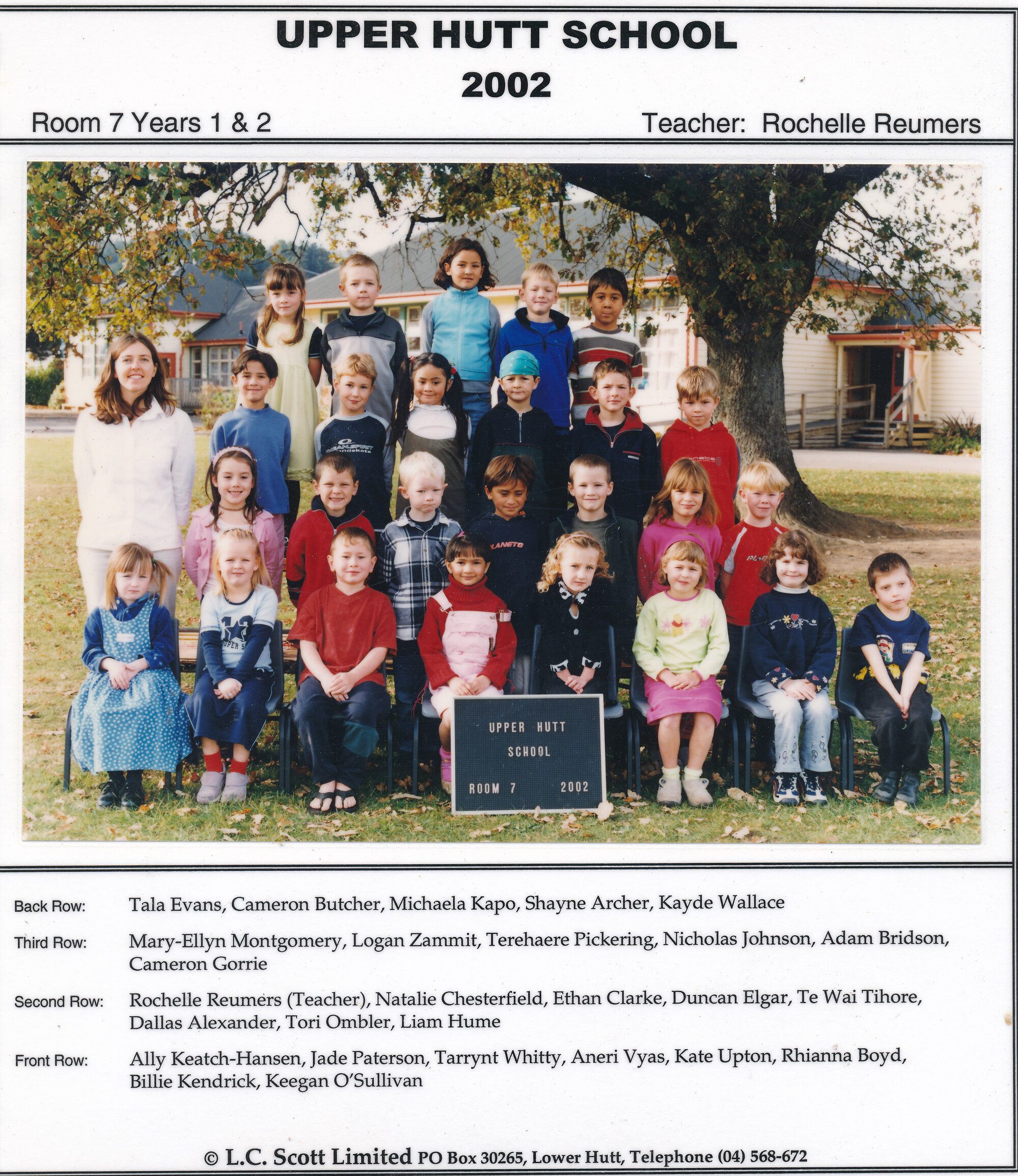 Upper Hutt School, Room 7; 2002