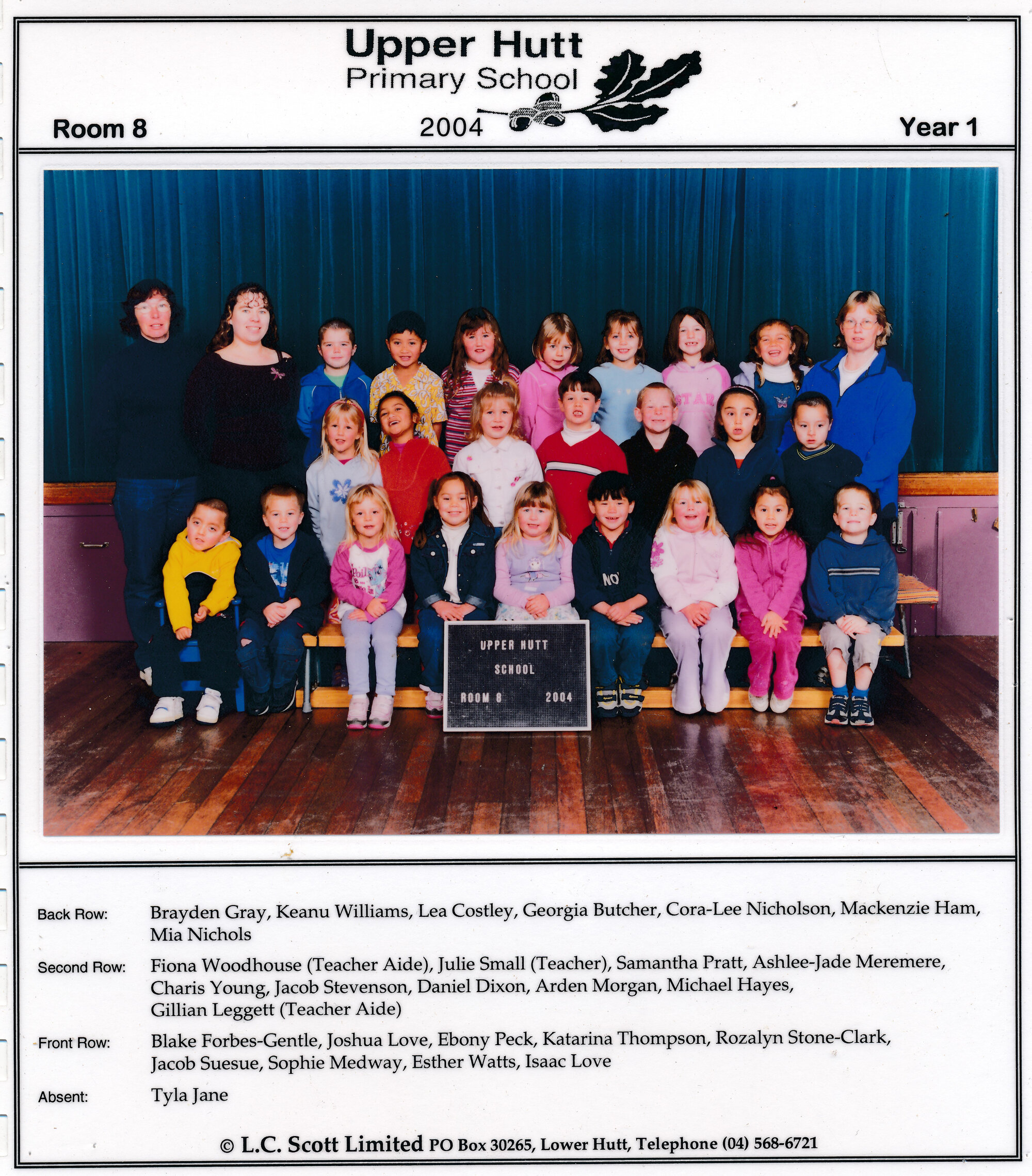 Upper Hutt School, Room 8; 2004