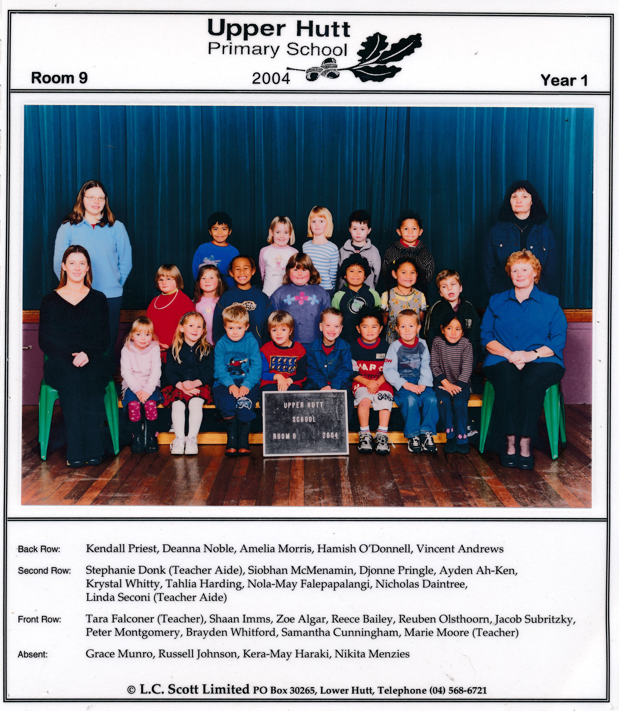 Upper Hutt School, Room 9; 2004