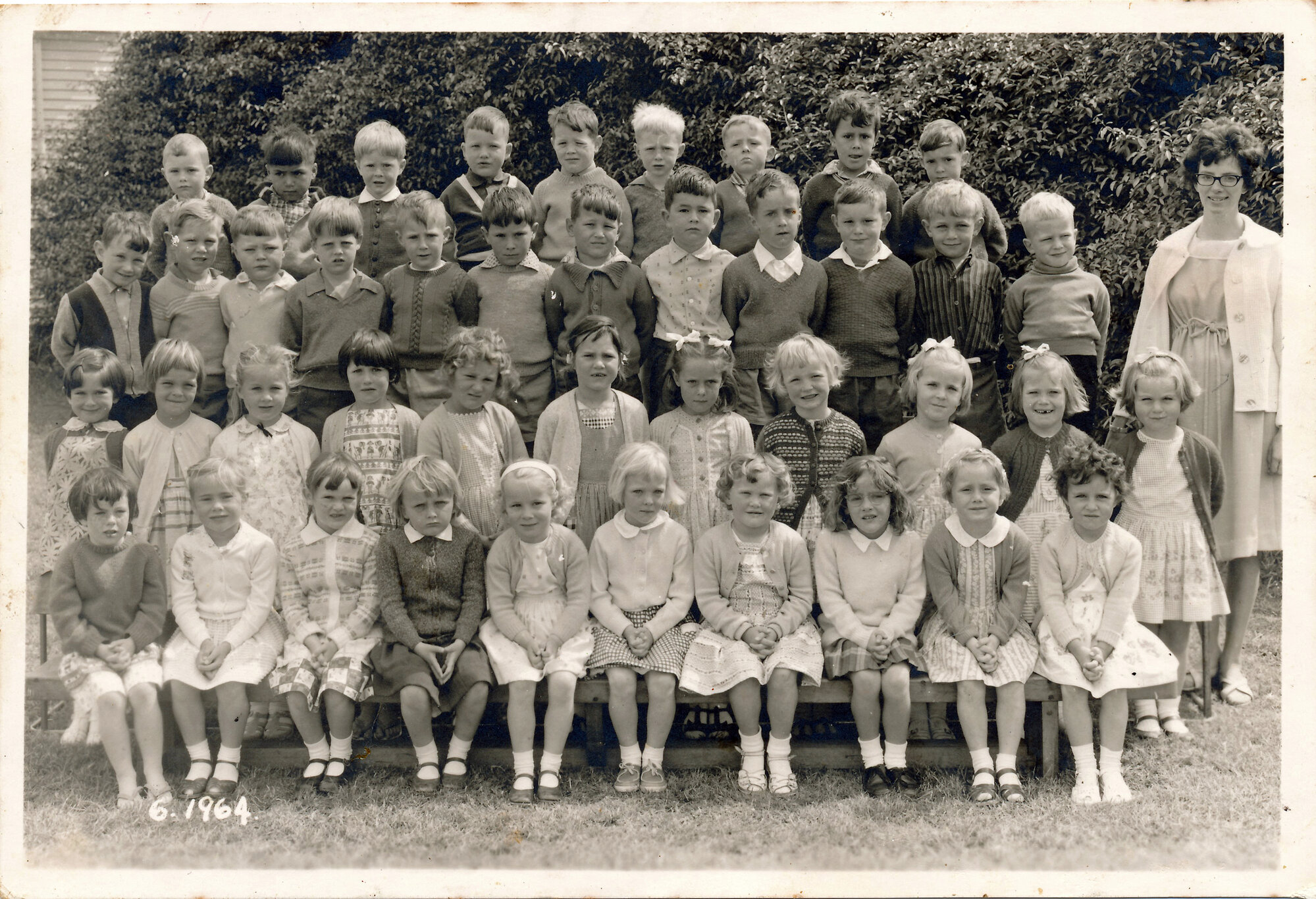 Upper Hutt School, unidentified class; 1964