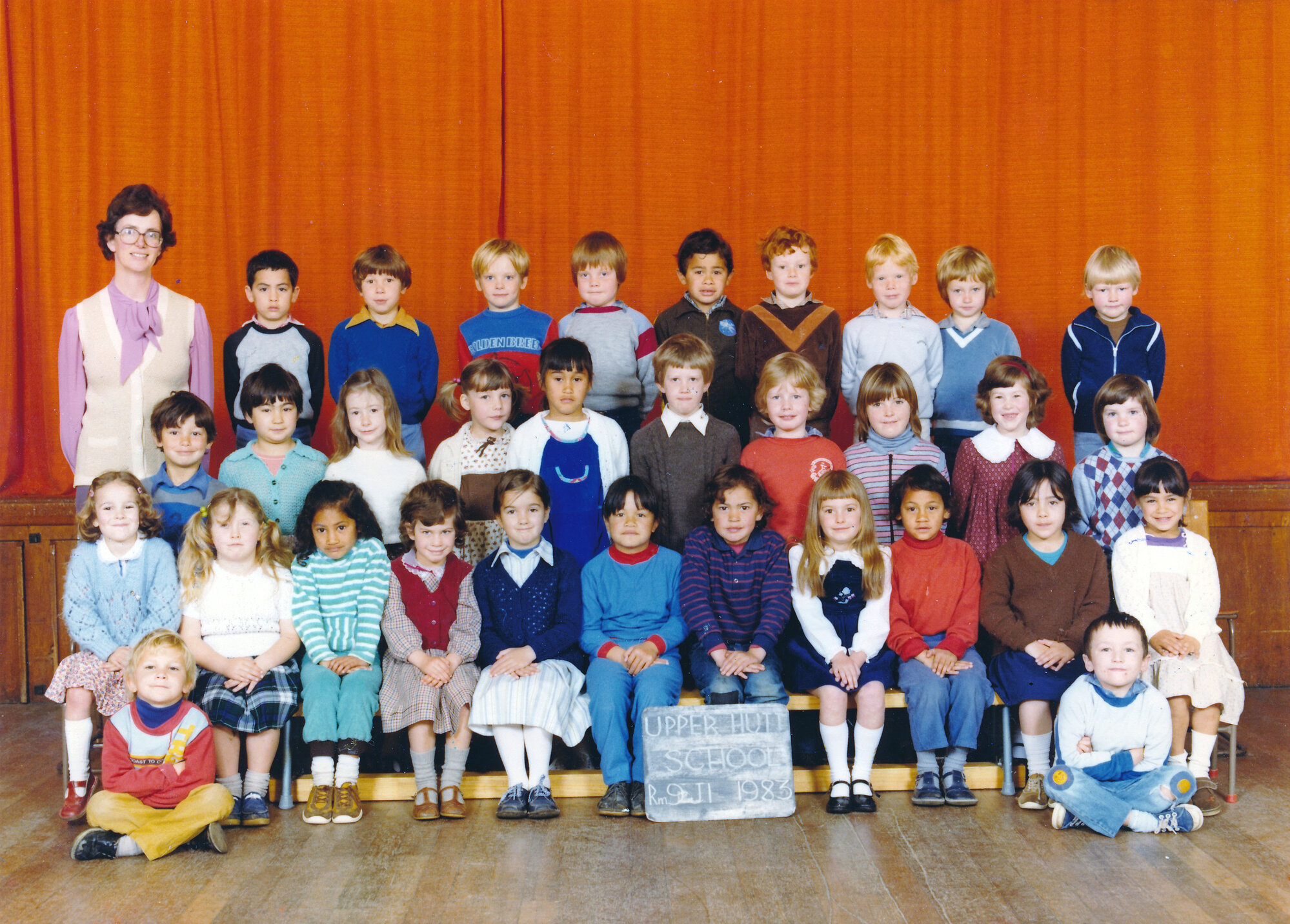 Upper Hutt School, Room 9, J1; 1983