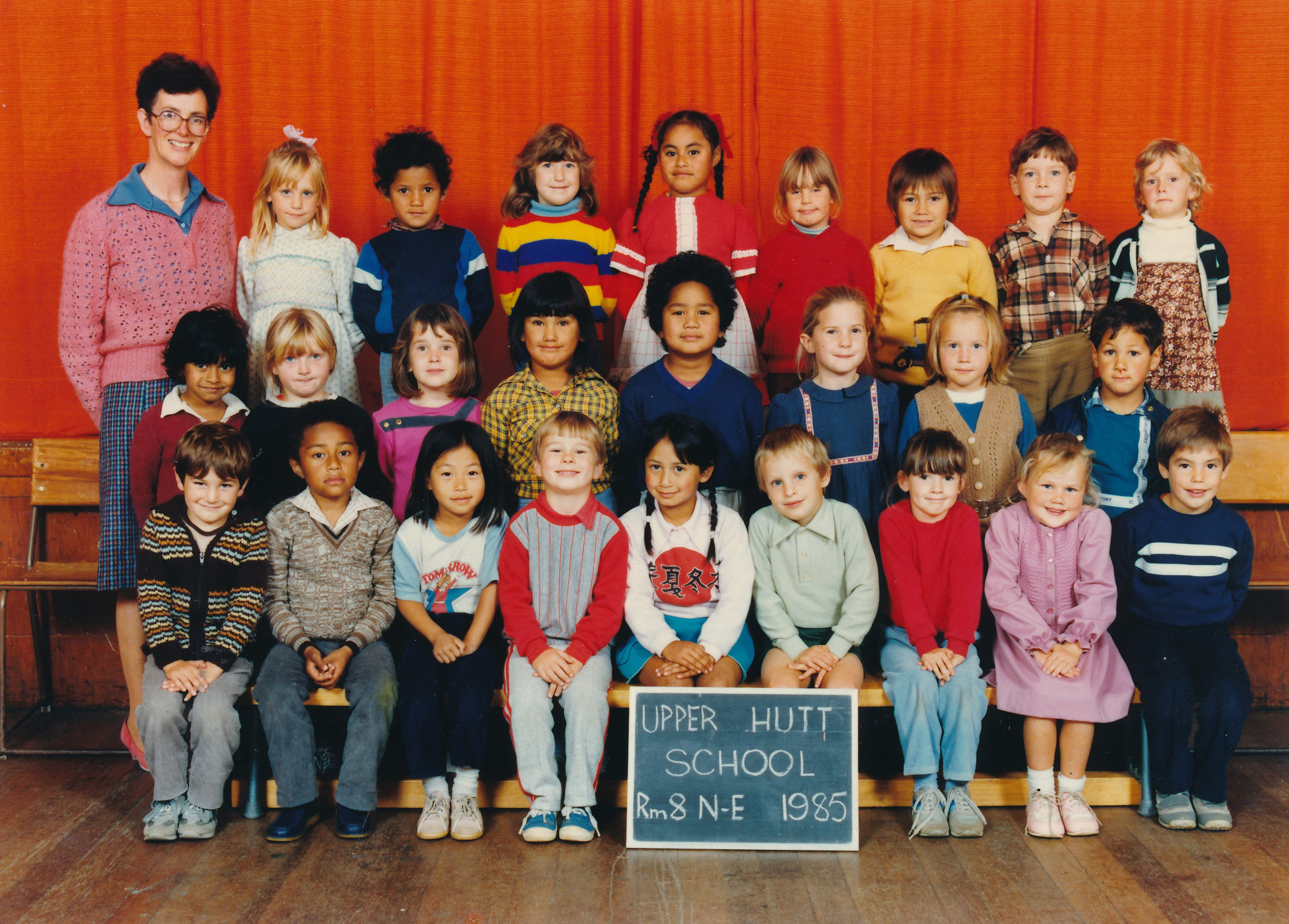 Upper Hutt School, Room 8, New Entrants; 1985