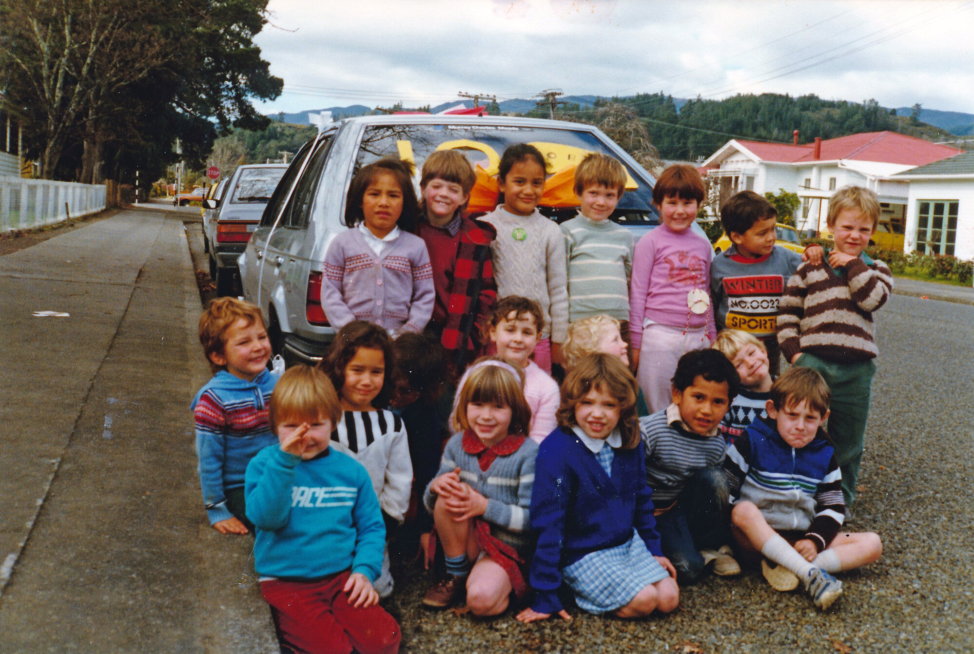 Upper Hutt School, unidentified pupils; August 1986