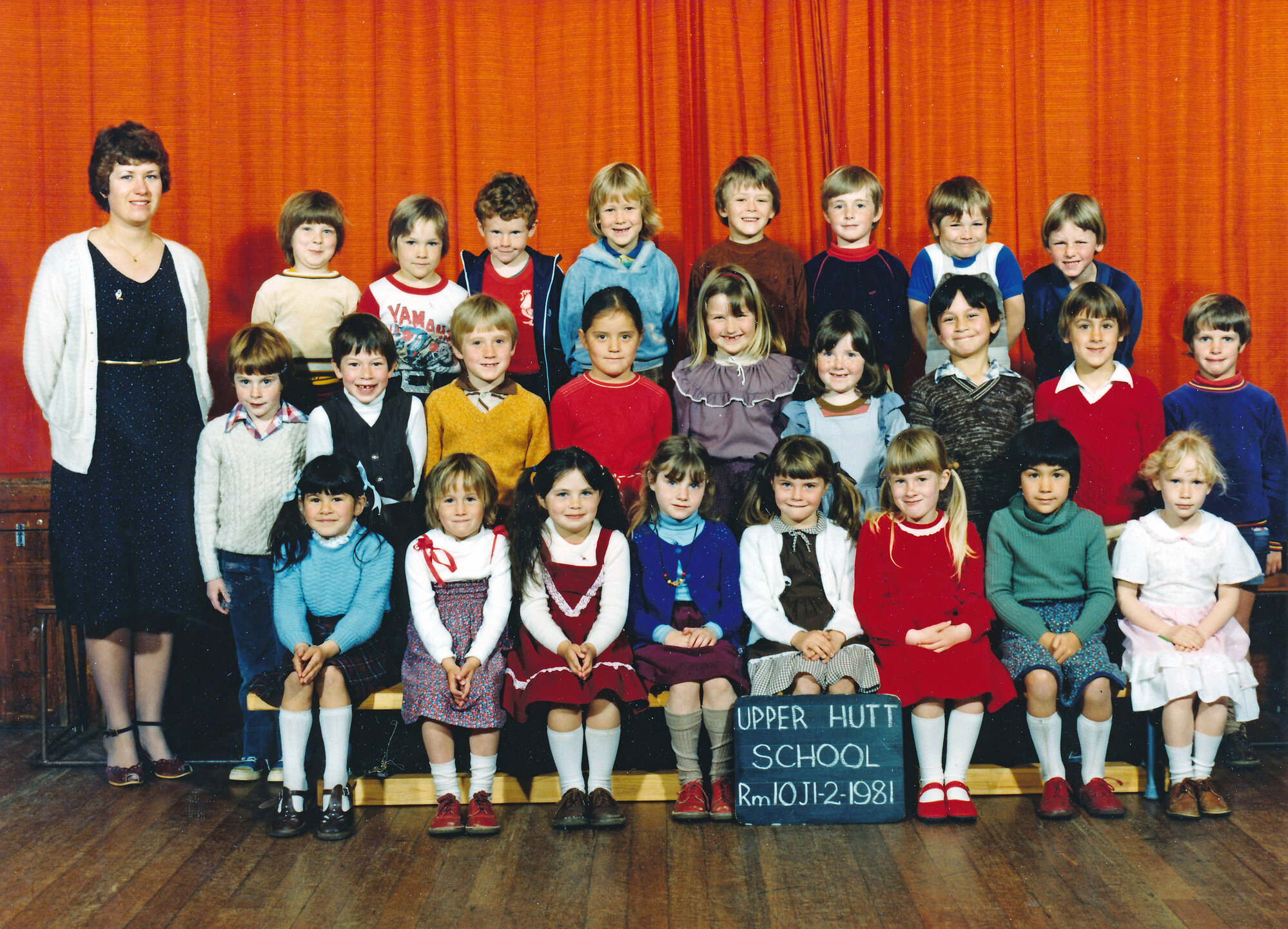 Upper Hutt School, Room 10, J1 and J2; 1981
