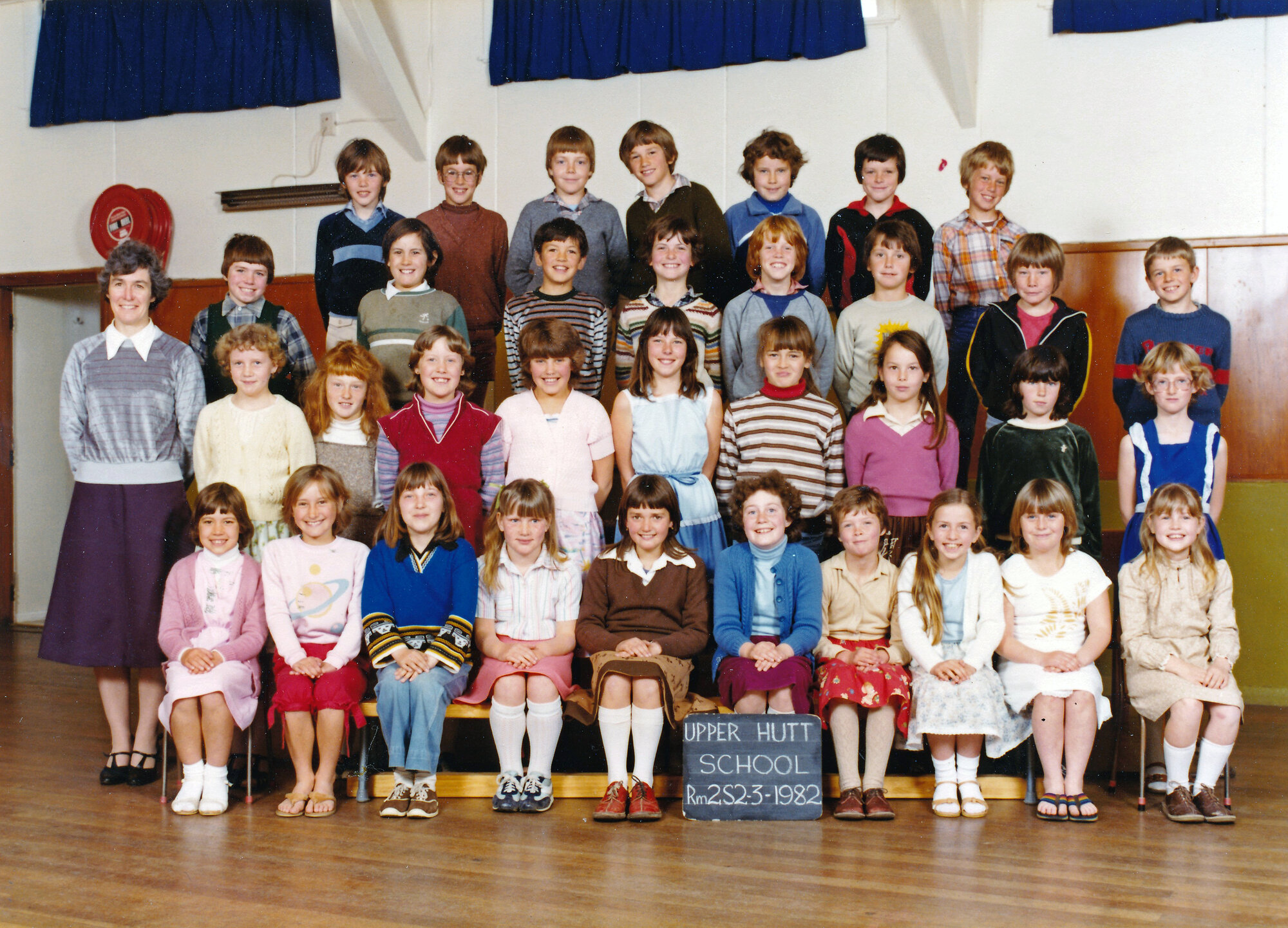 Upper Hutt School, Room 2, Standard 2 and 3; 1982