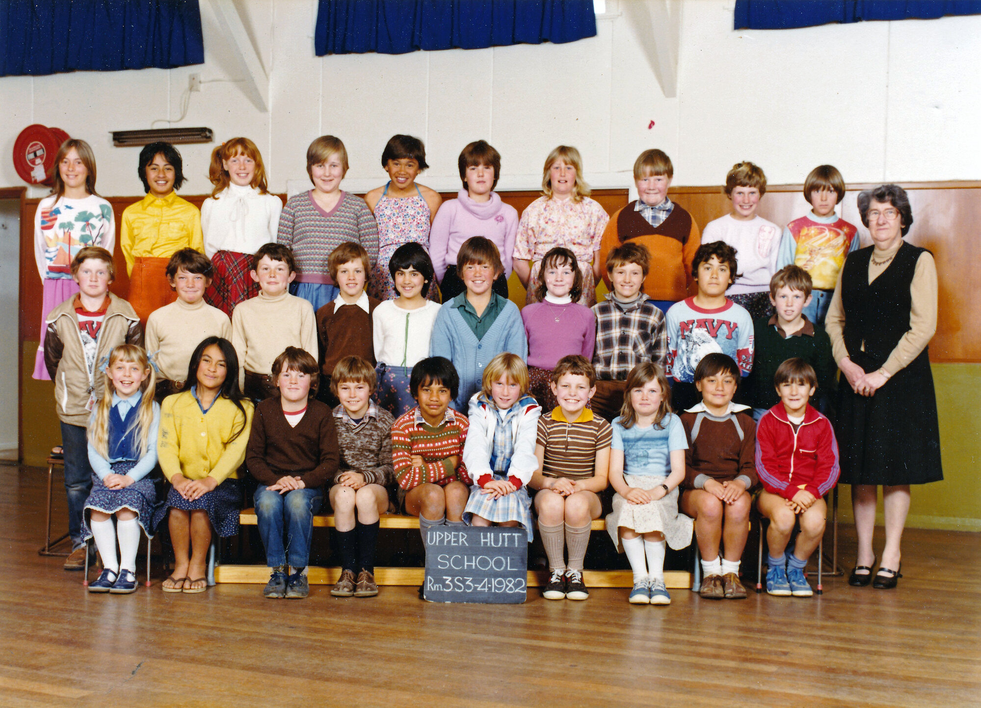 Upper Hutt School, Room 3, Standard 3 and 4; 1982