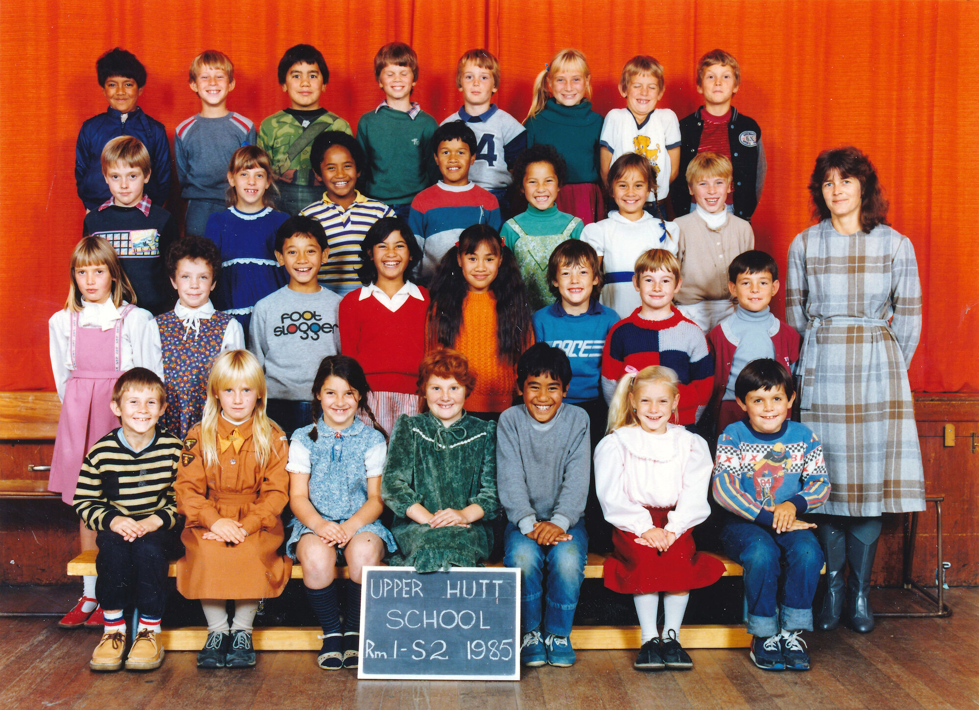 Upper Hutt School, Room 1, Standard 2; 1985