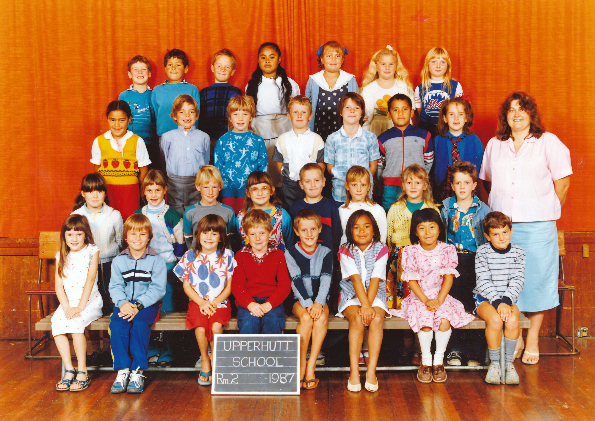 Upper Hutt School, Room 2; 1987