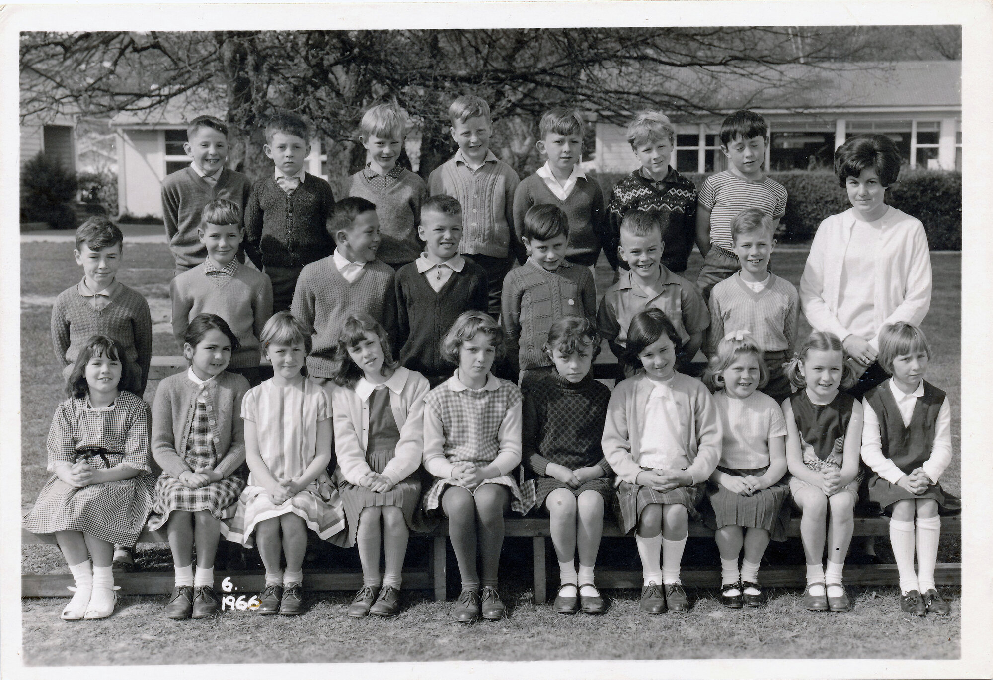 Upper Hutt School, unidentified class; 1966