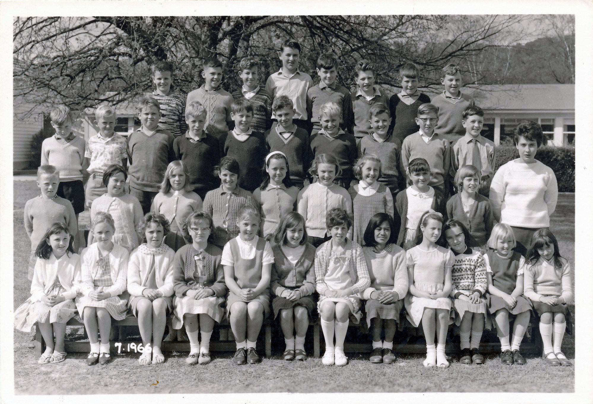 Upper Hutt School, unidentified class; 1966