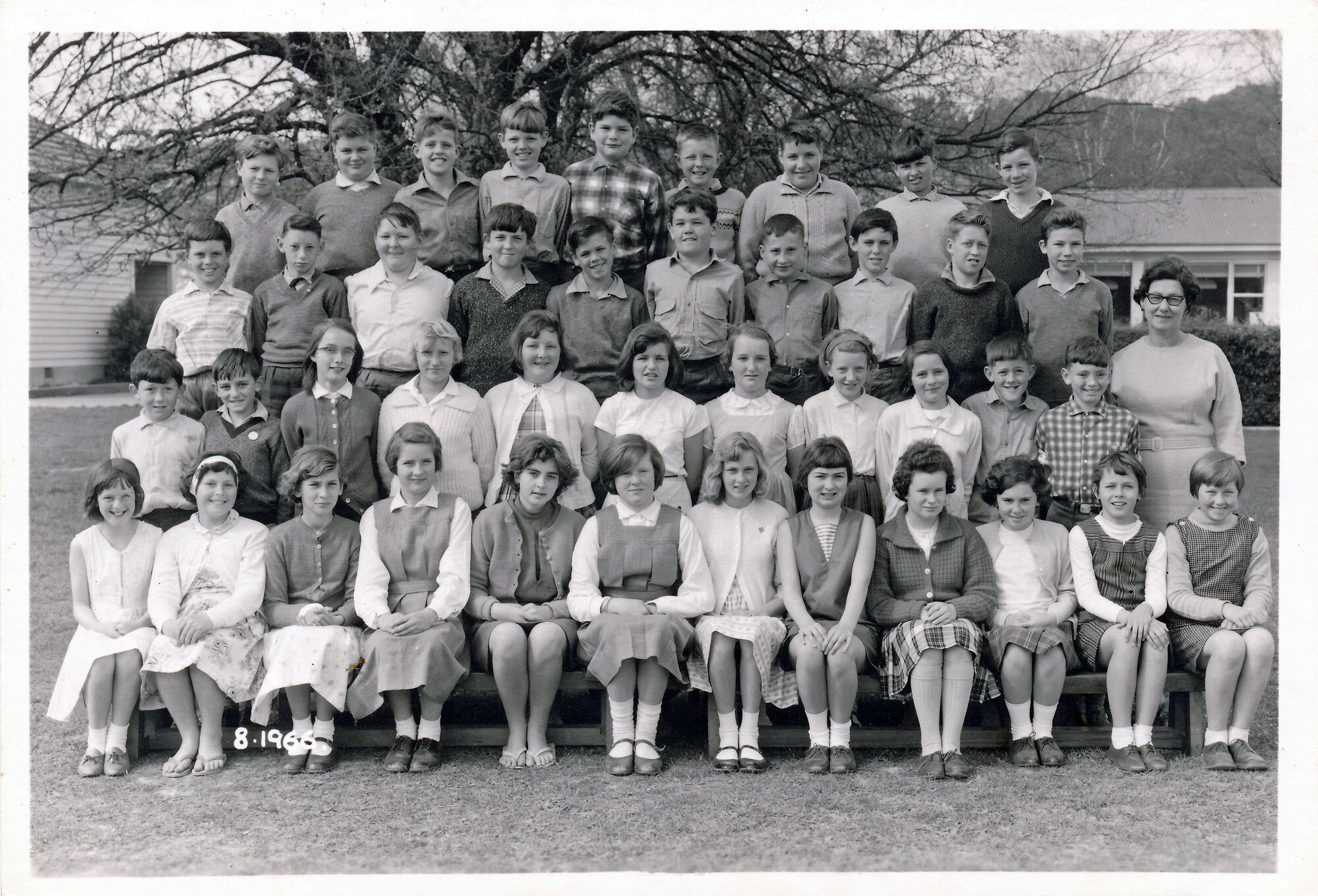 Upper Hutt School, unidentified class; 1966