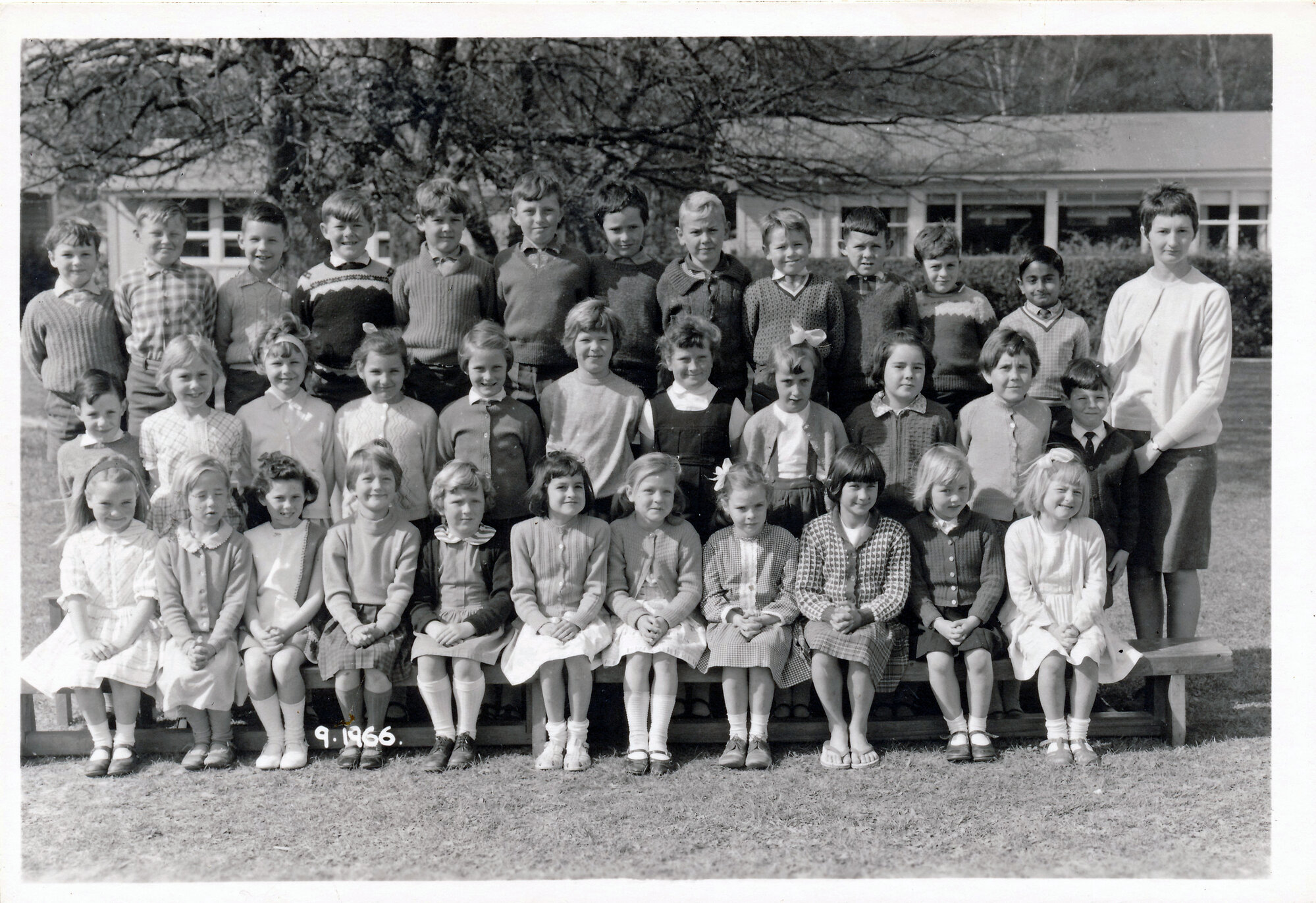 Upper Hutt School, unidentified class; 1966