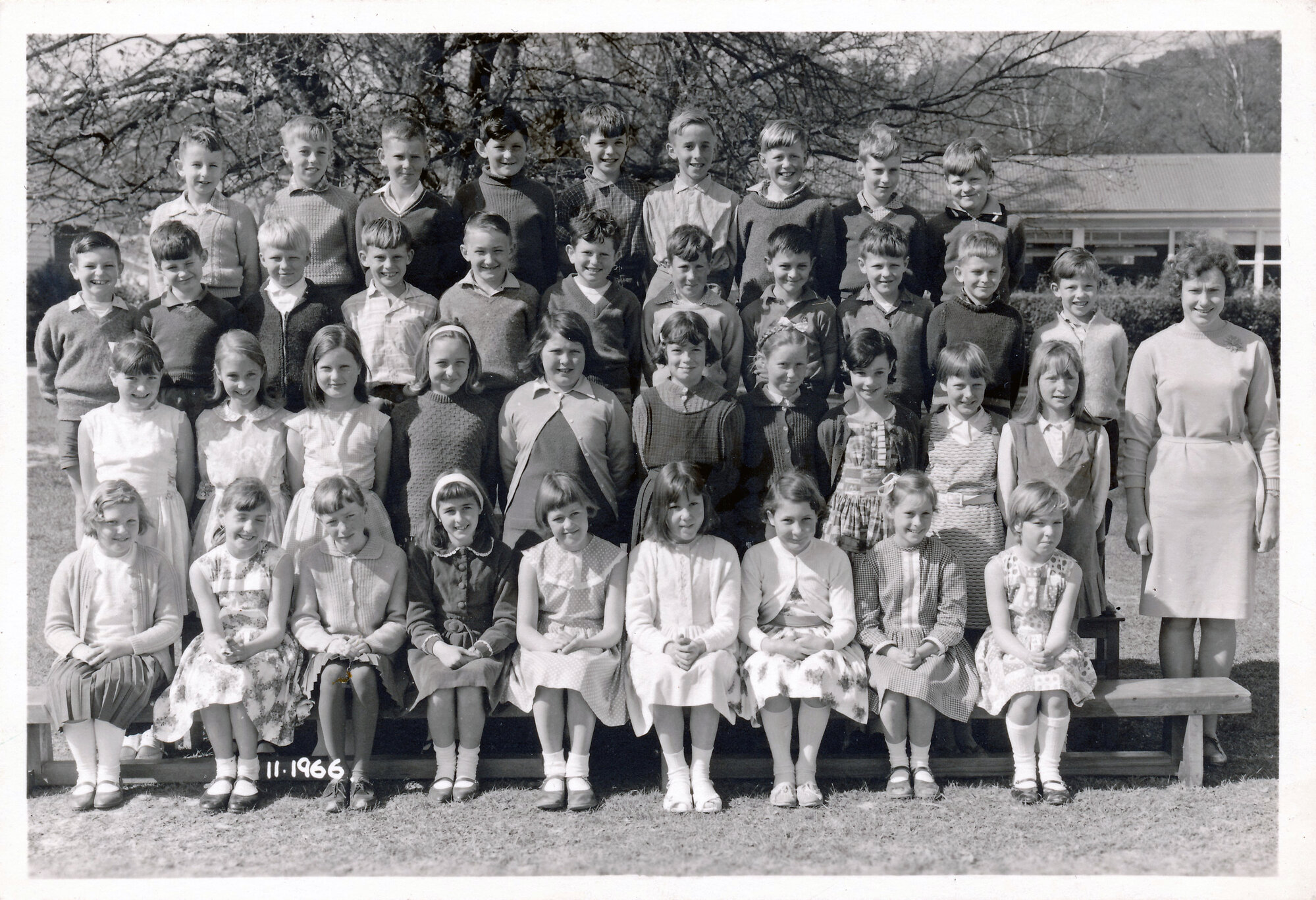 Upper Hutt School, unidentified class; 1966