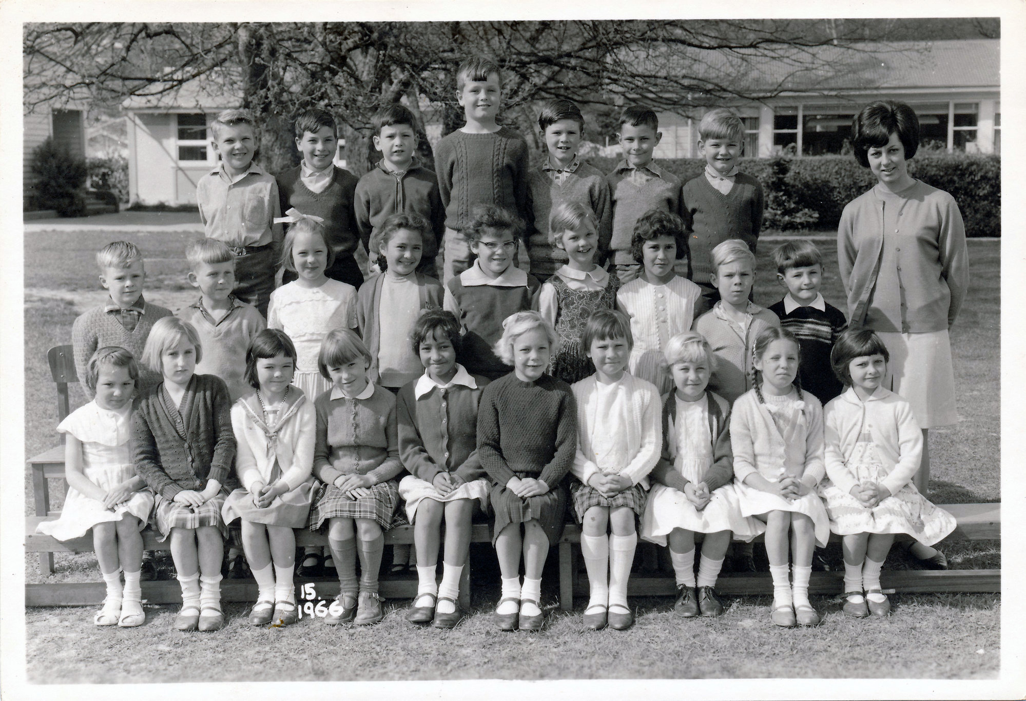 Upper Hutt School, unidentified class; 1966