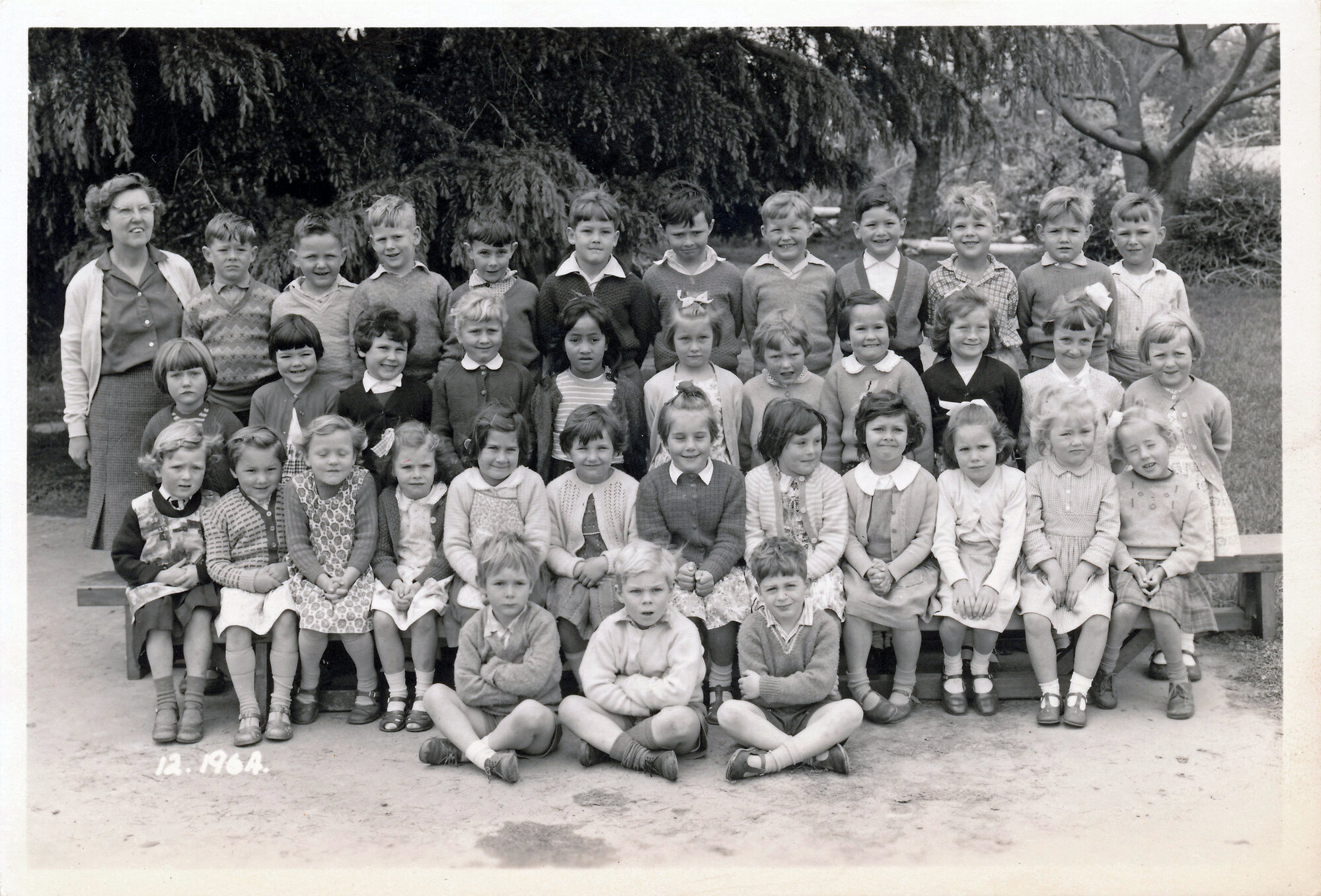 Upper Hutt School, unidentified class; 1964