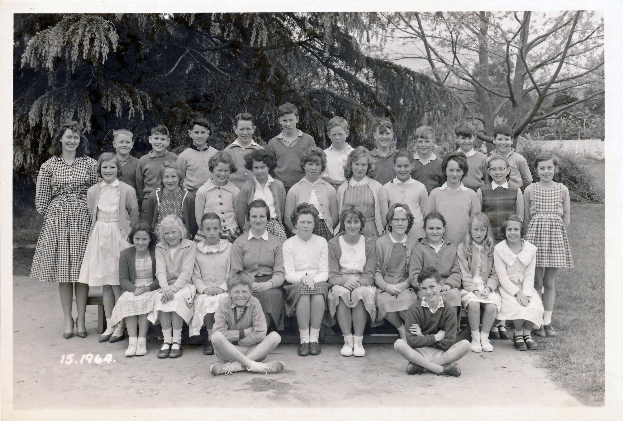 Upper Hutt School, unidentified class; 1964