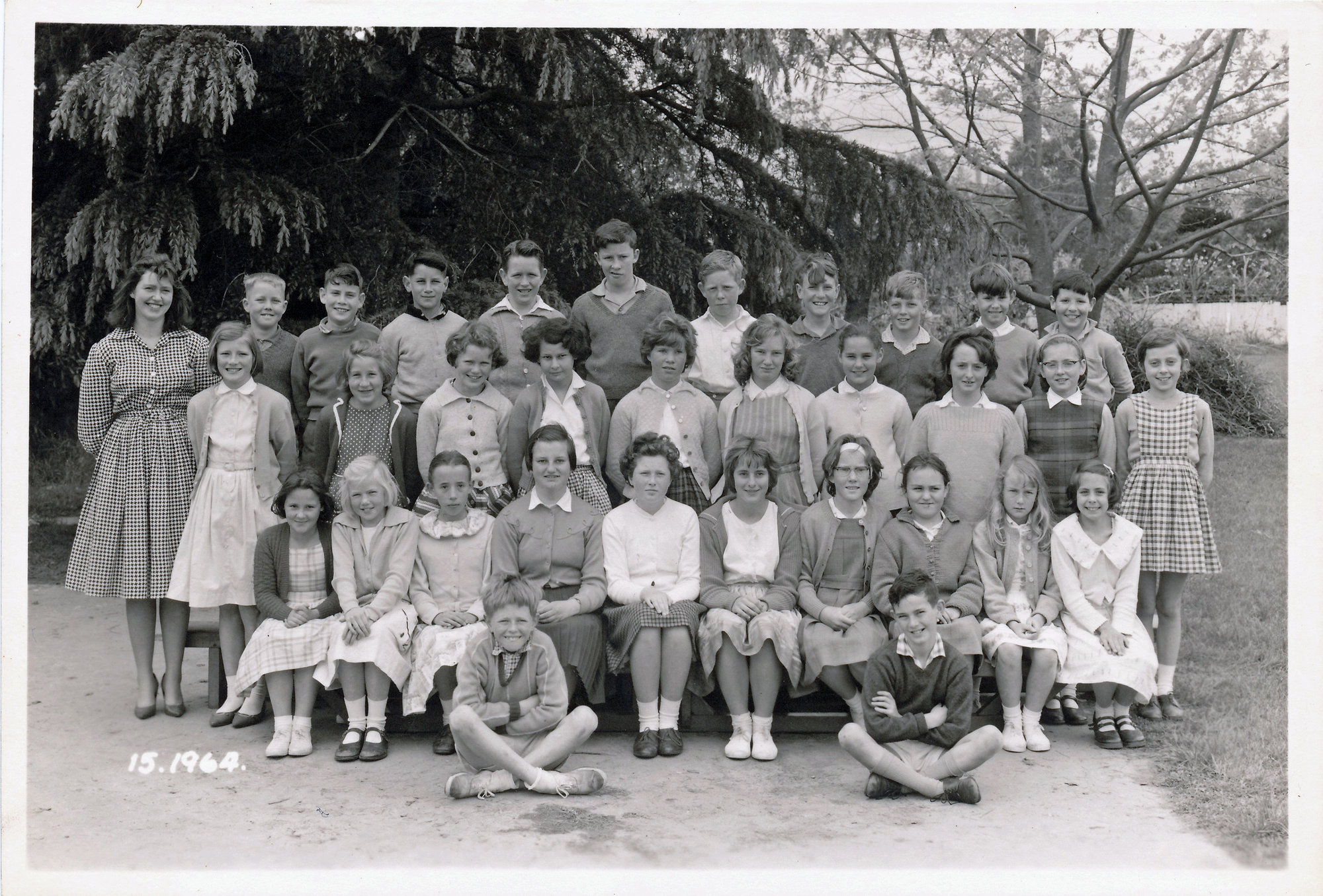 Upper Hutt School, unidentified class; 1964