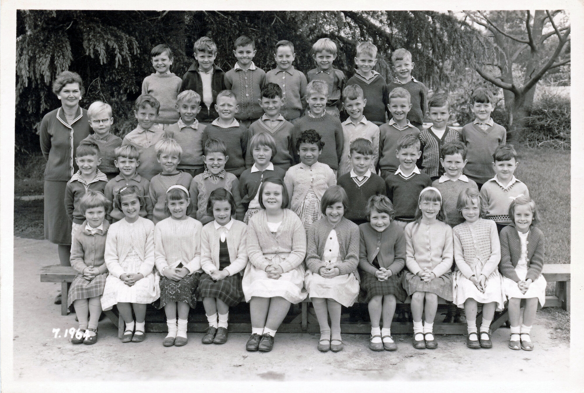 Upper Hutt School, unidentified class; 1964